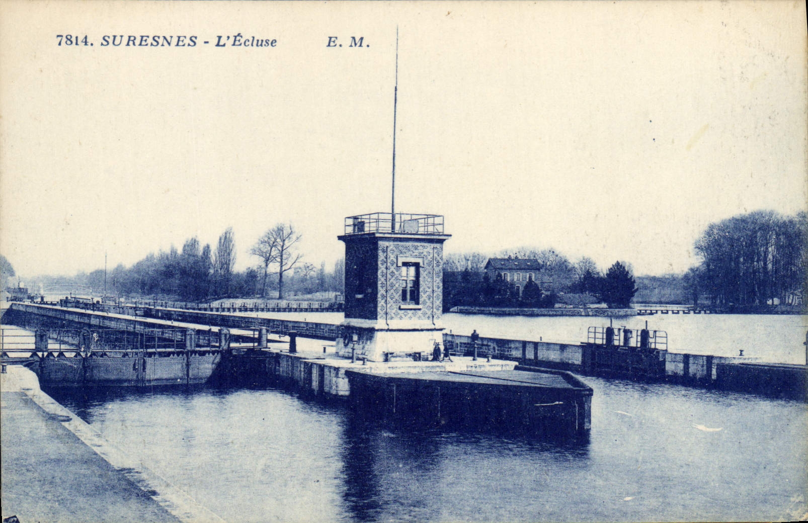CPA Suresnes L'Ecluse