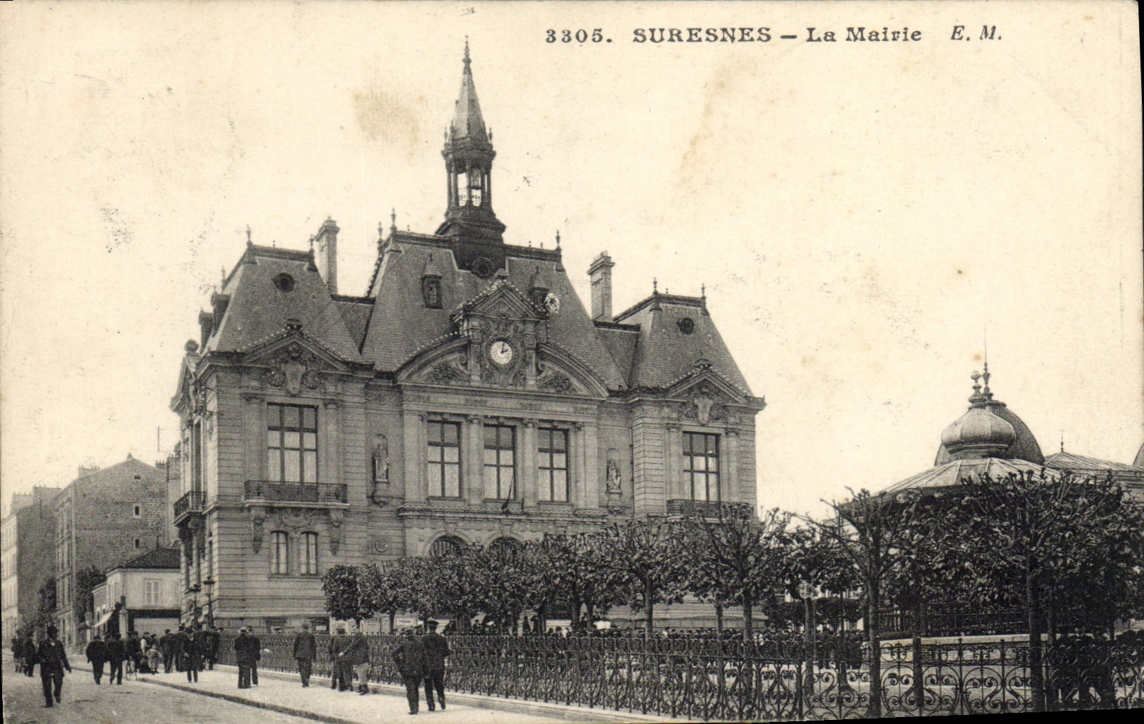 CPA Suresnes La Mairie