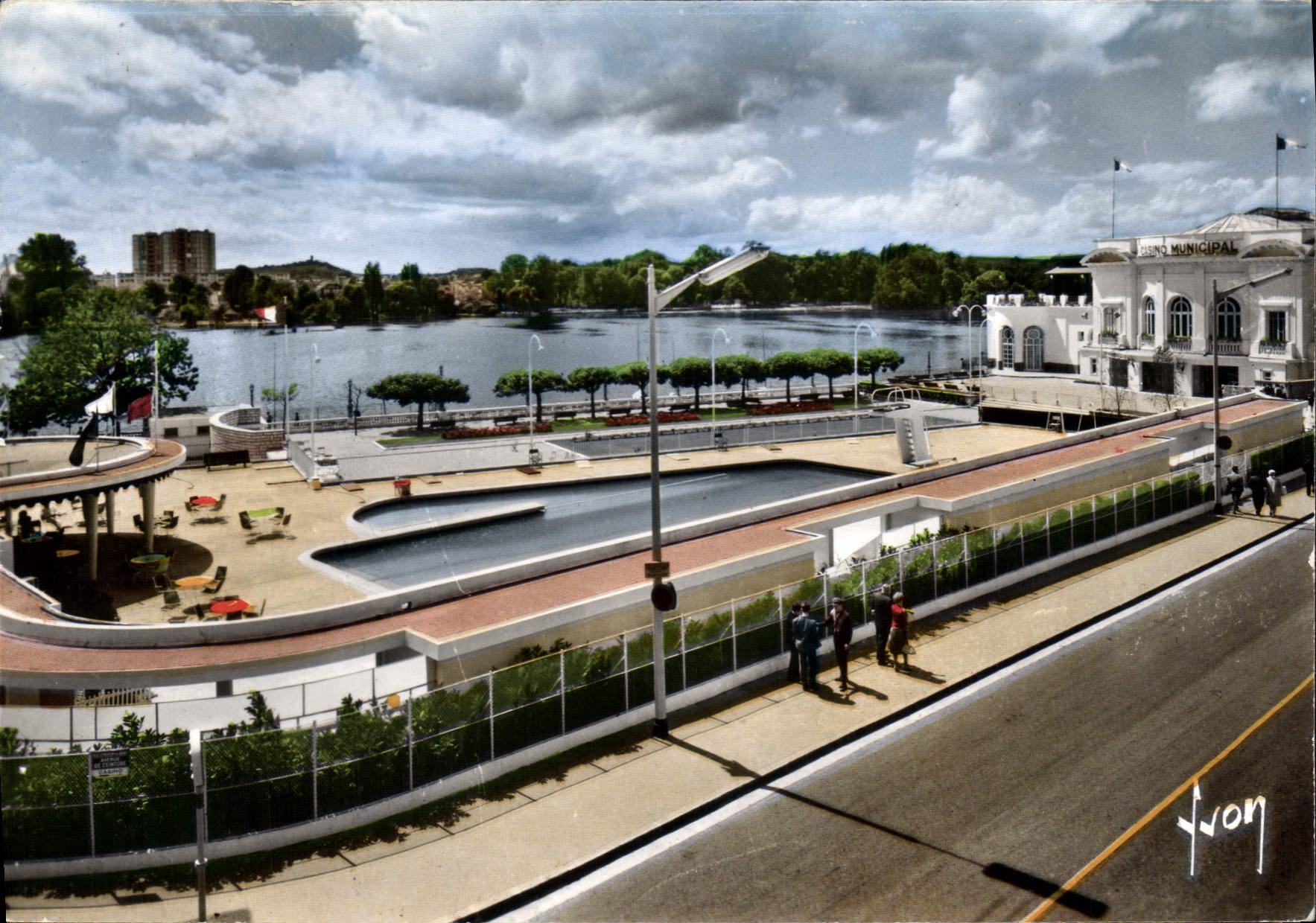 CPSM Eghien La Piscine et le Casino