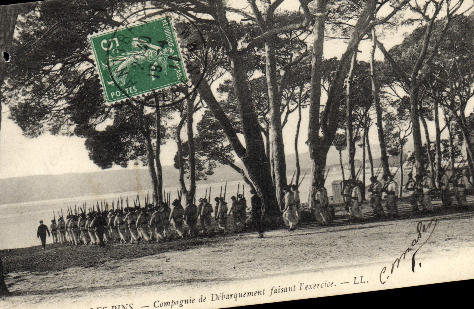CPA Juan les pins compagnie de débarquement faisant l'exercice