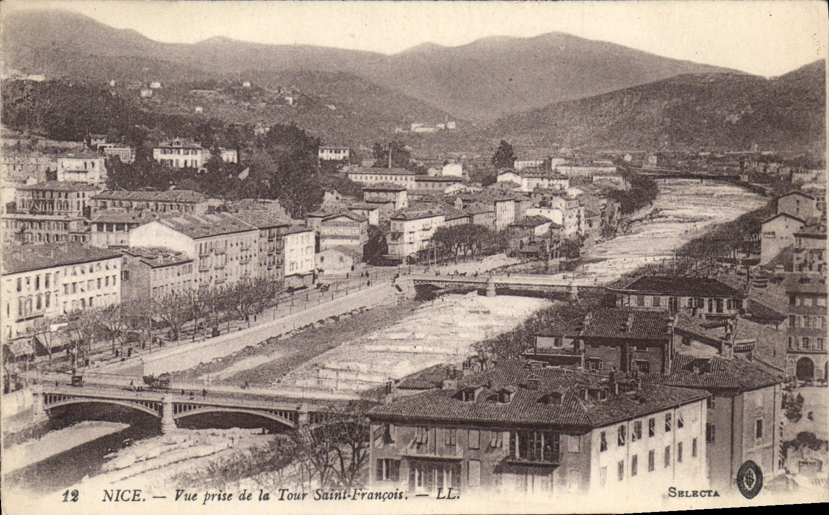 CPA Nice vue prise de la Tour Saint Francois