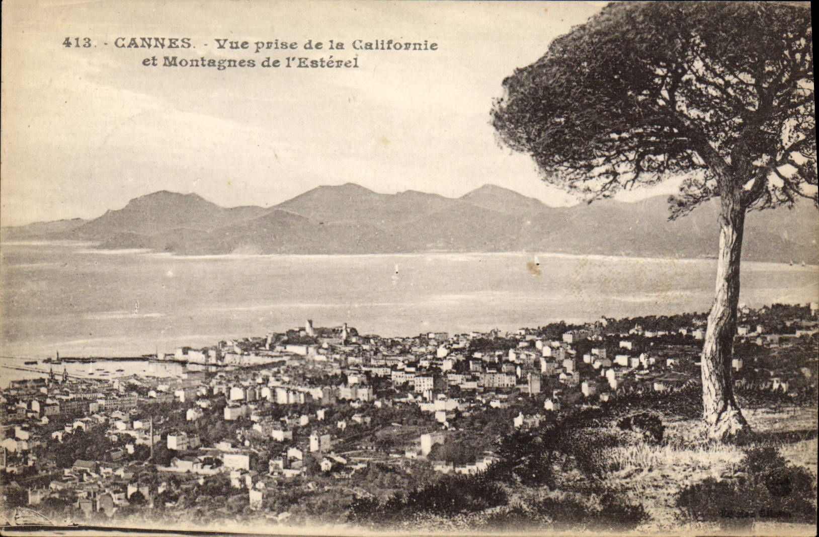 CPA Cannes Vue prise de la Californie et Montagnes de l'Esterel