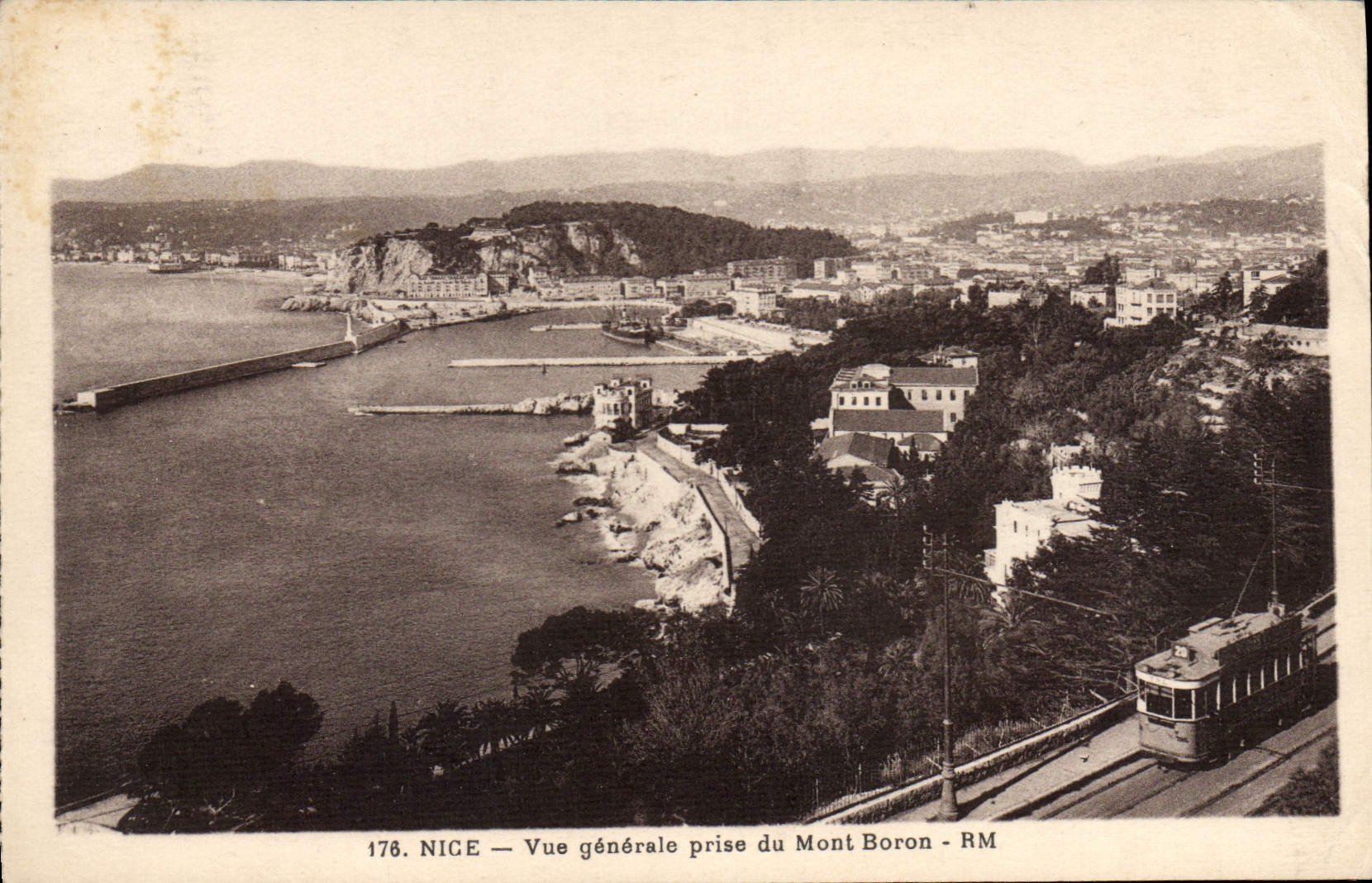 CPA Nice Vue generale prise du Mont Boron
