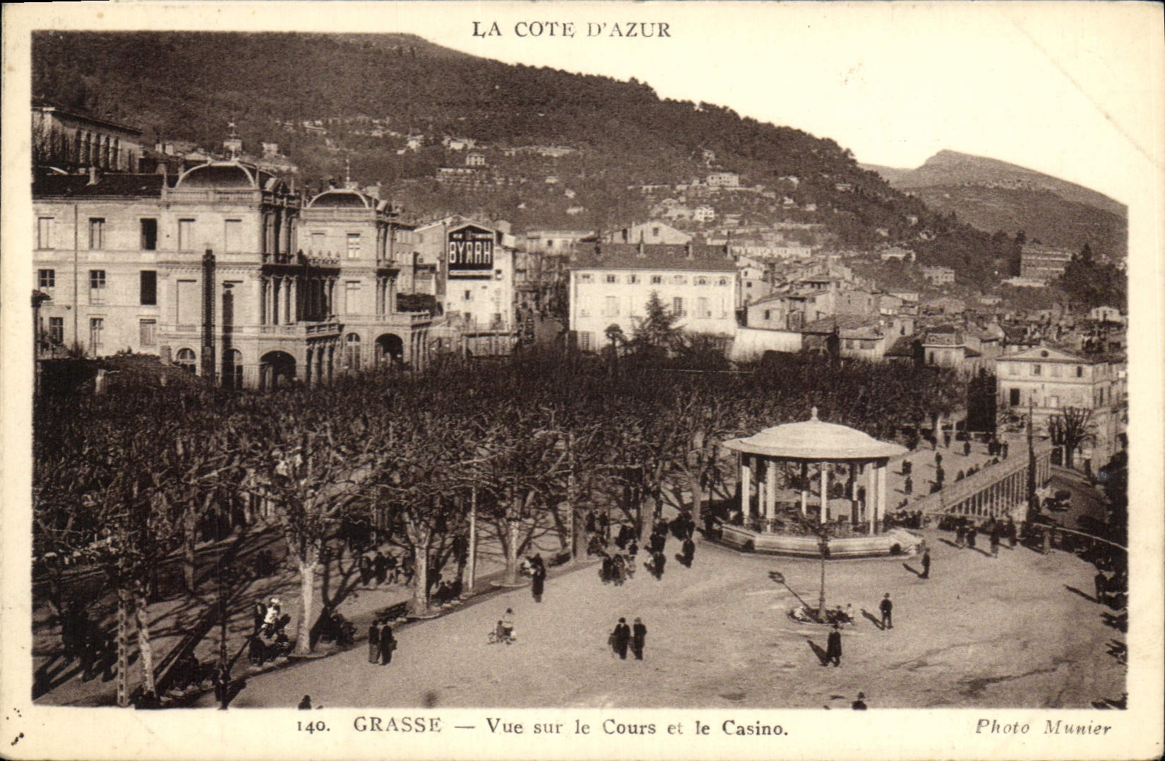 CPA Grasse Vue sur le Cours et le Casino