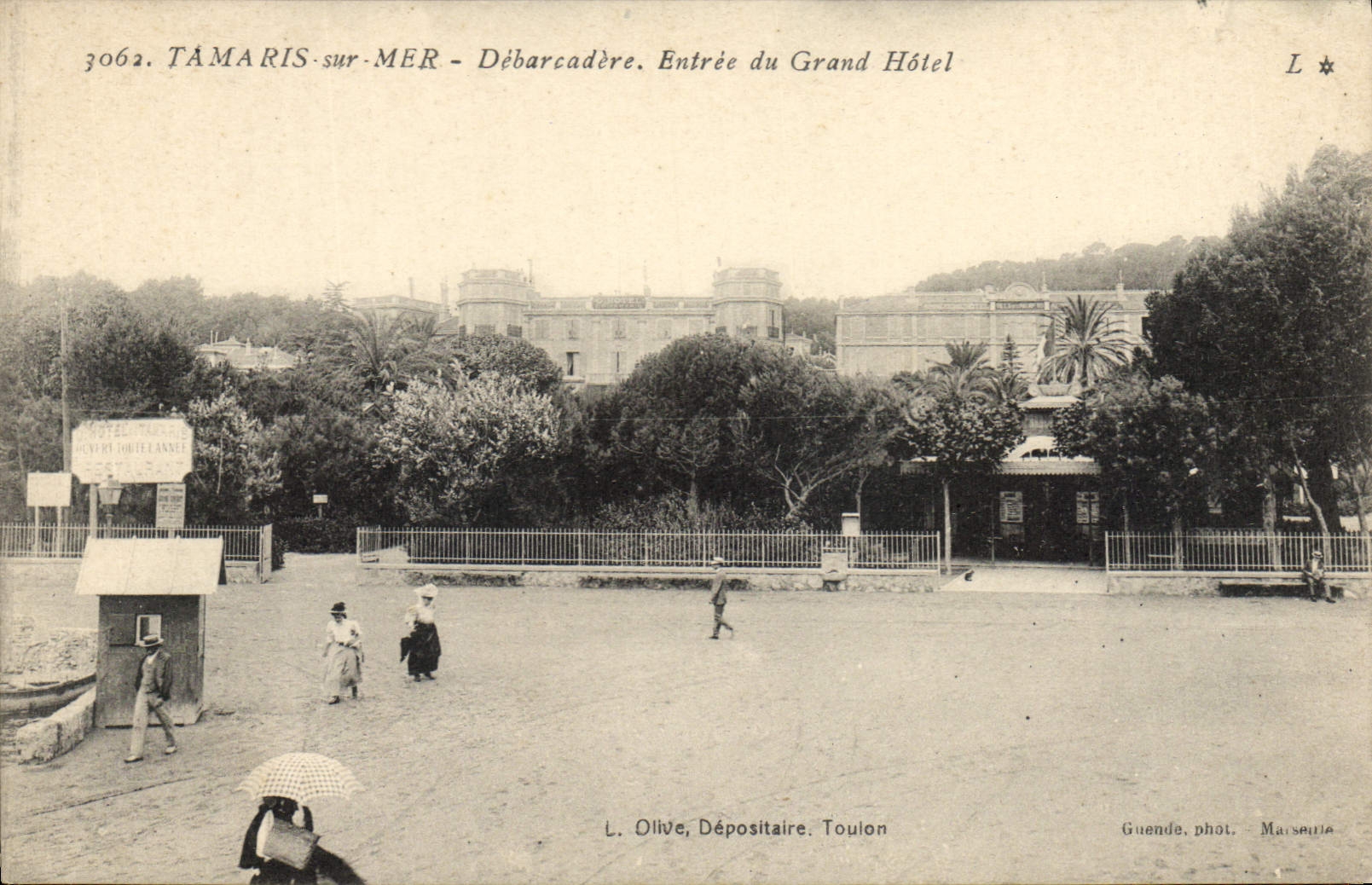 CPA Tamaris sur mer Debarcadere Entree du Grand Hotel