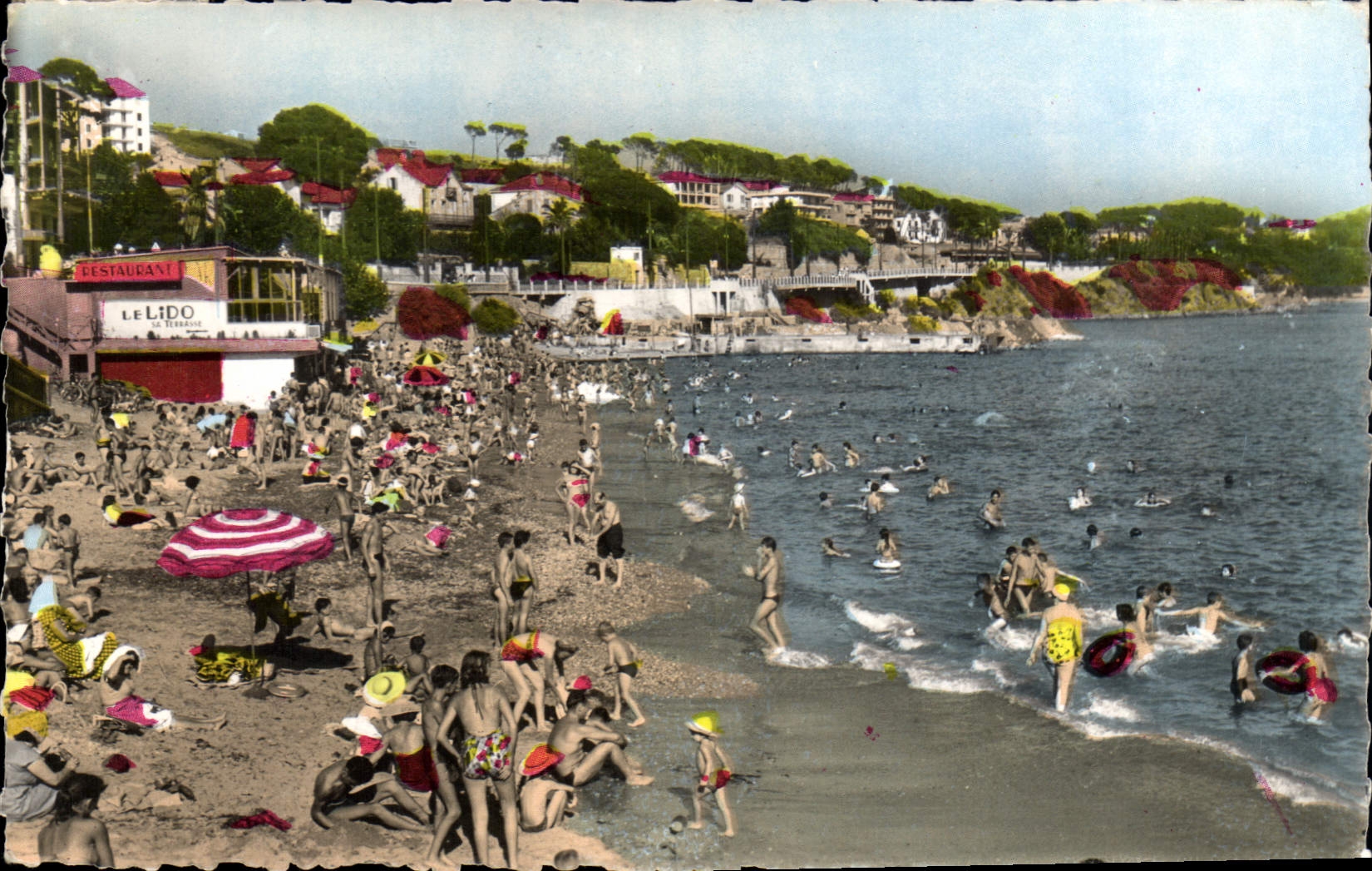 CPA Toulon La plage vue sur le Cap Brun