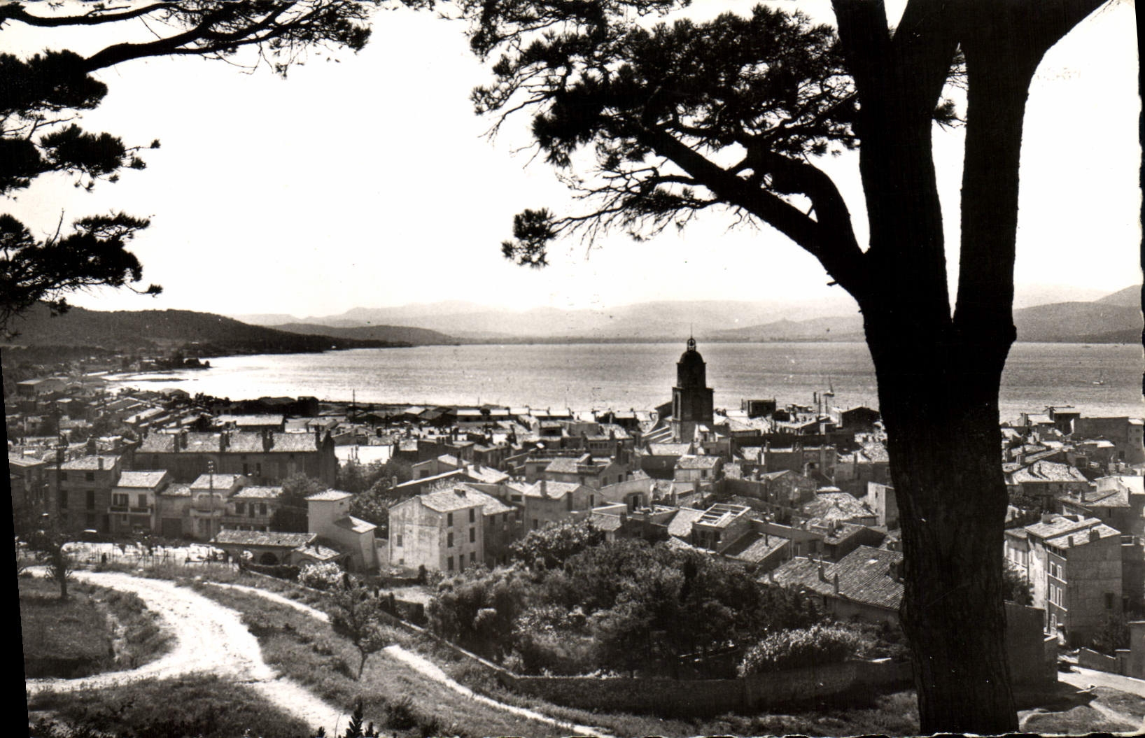 CPA Saint Tropez la ville et le golfe