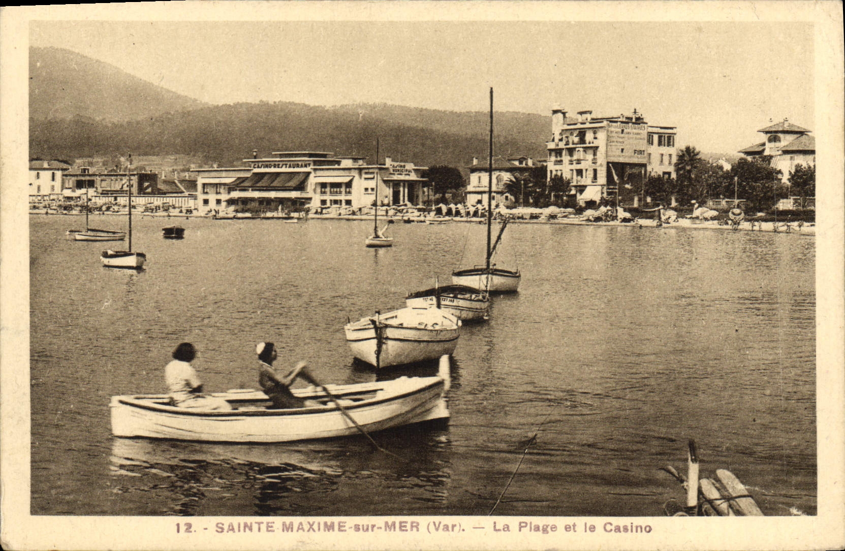 CPA Sainte Maxime sur Mer La Plage et le Casino