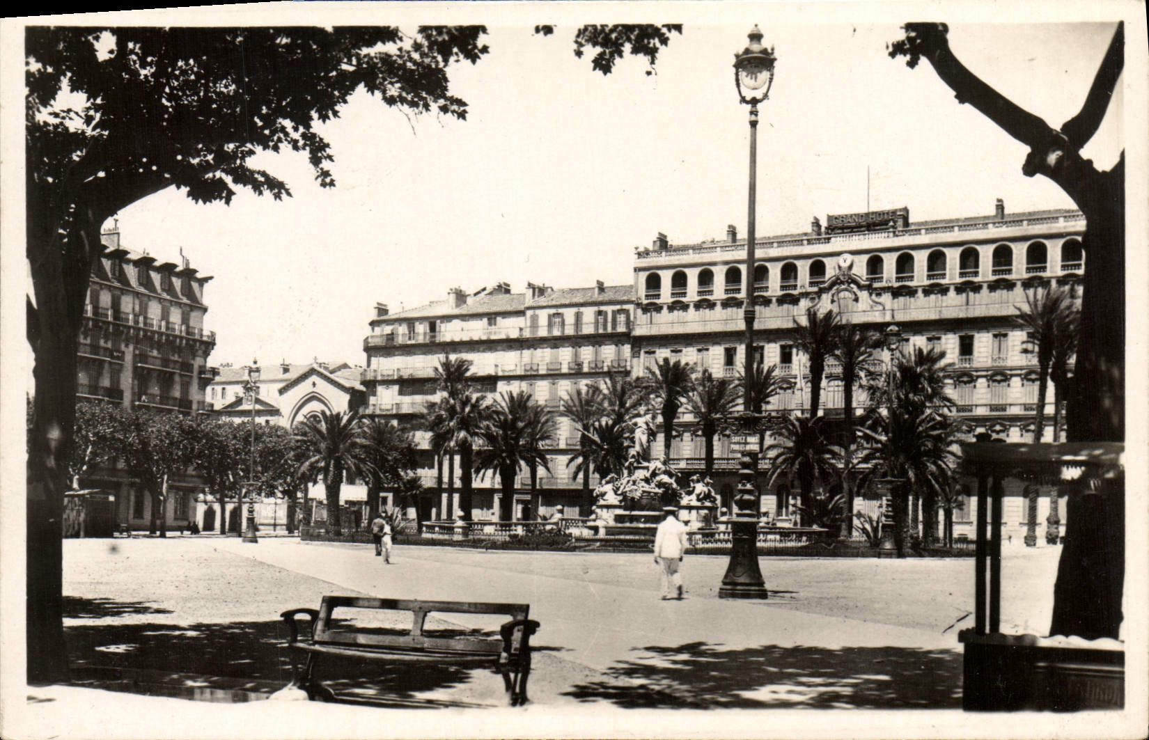 CPA Toulon Place de la Liberte