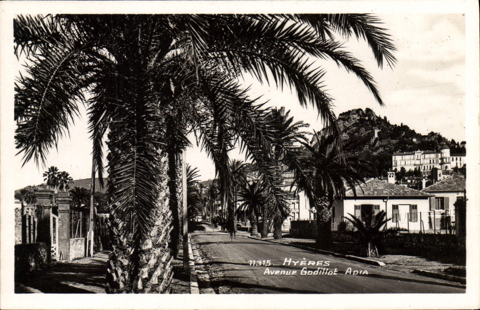 CPA Hyeres Avenue Godillat