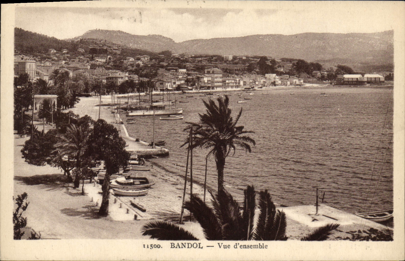 CPA Bandol Vue d'ensemble