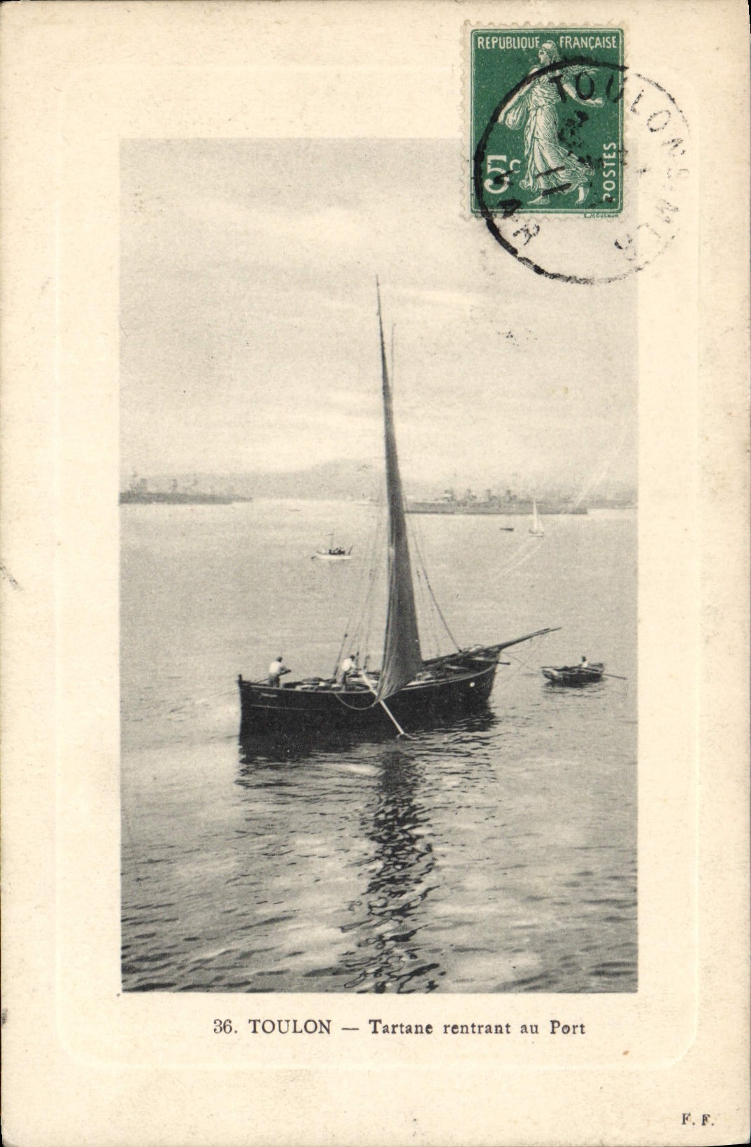 CPA Toulon Tartane Rentrant au Port