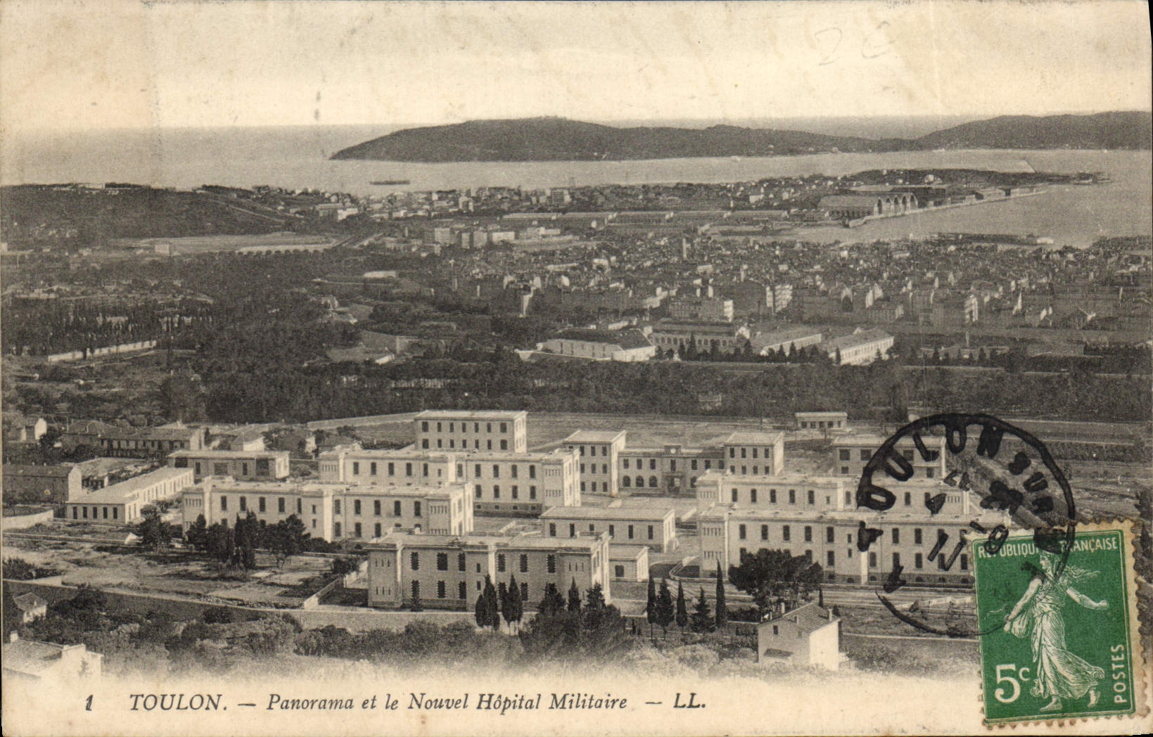 CPA Toulon Panorama et le Nouvel hopital Militaire 