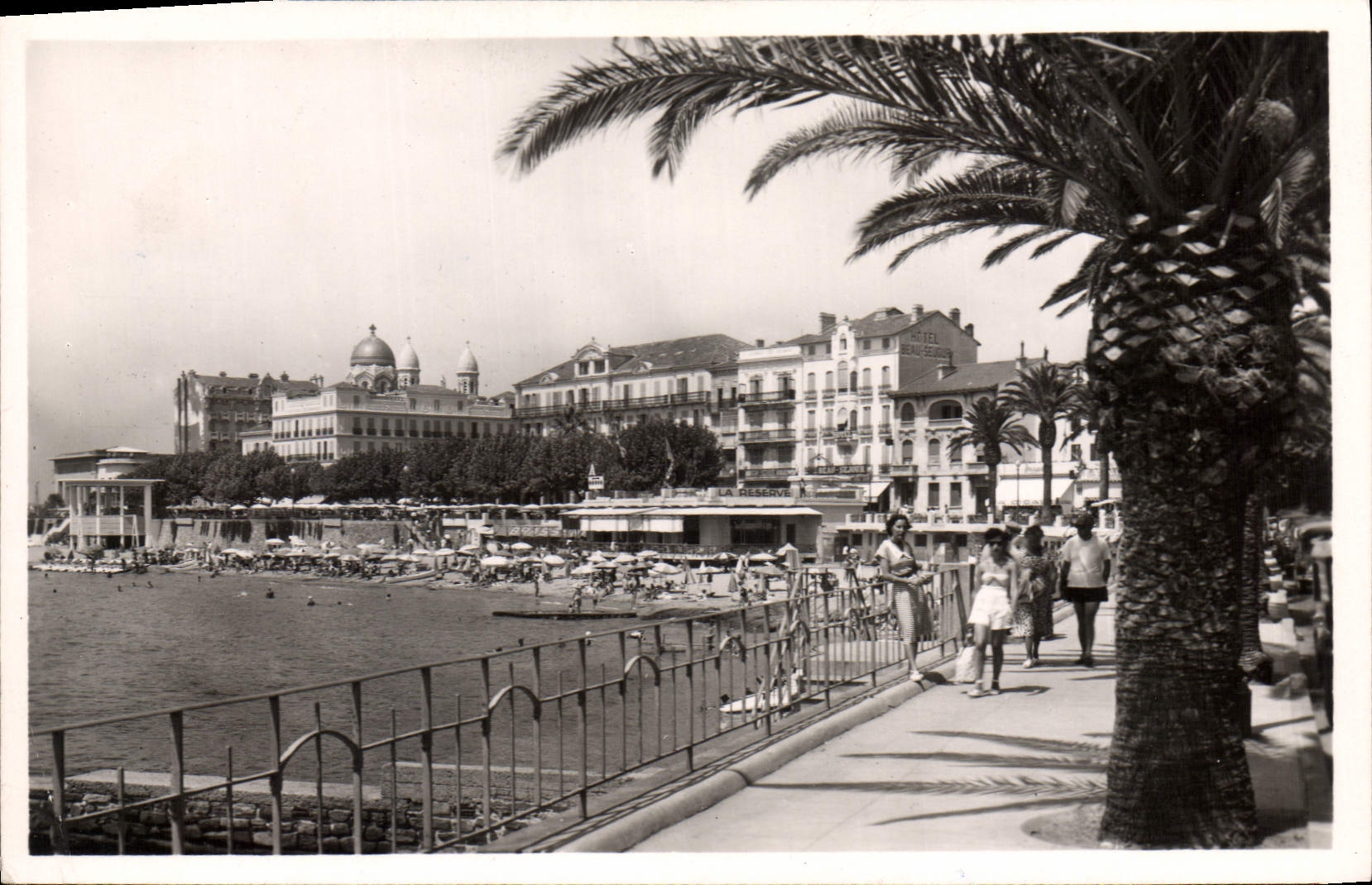 CPA Saint Raphael Boulevard Felix Martin et les Bains