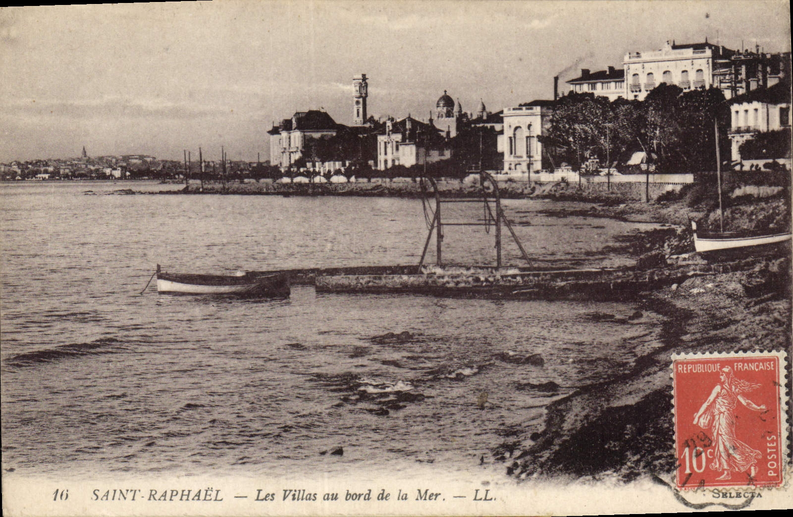 CPA Saint Raphael Les Villas au bord de la Mer