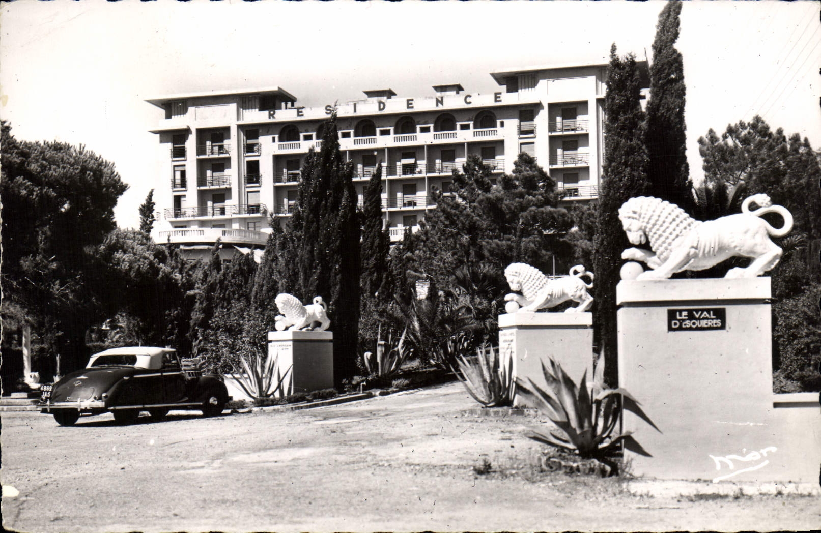 CPA La Cote d'Azur Le Val d'Esquieres La Residence 