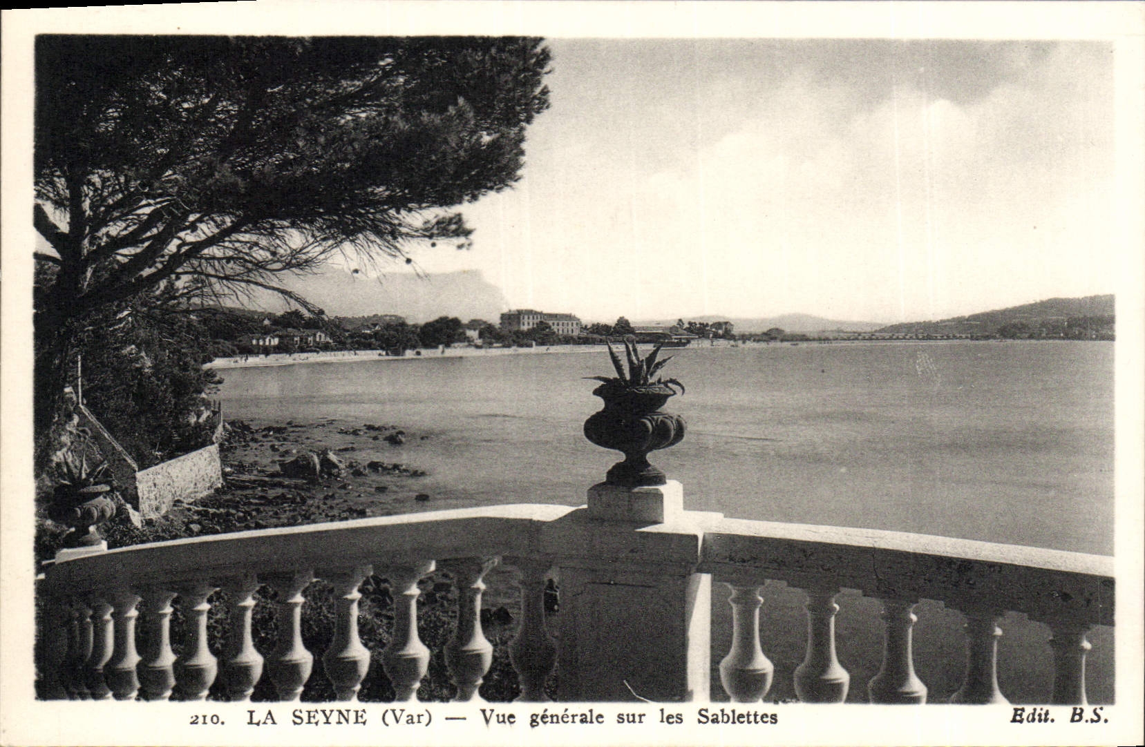 CPA La Seyne Var Vue generale sur les Sablettes