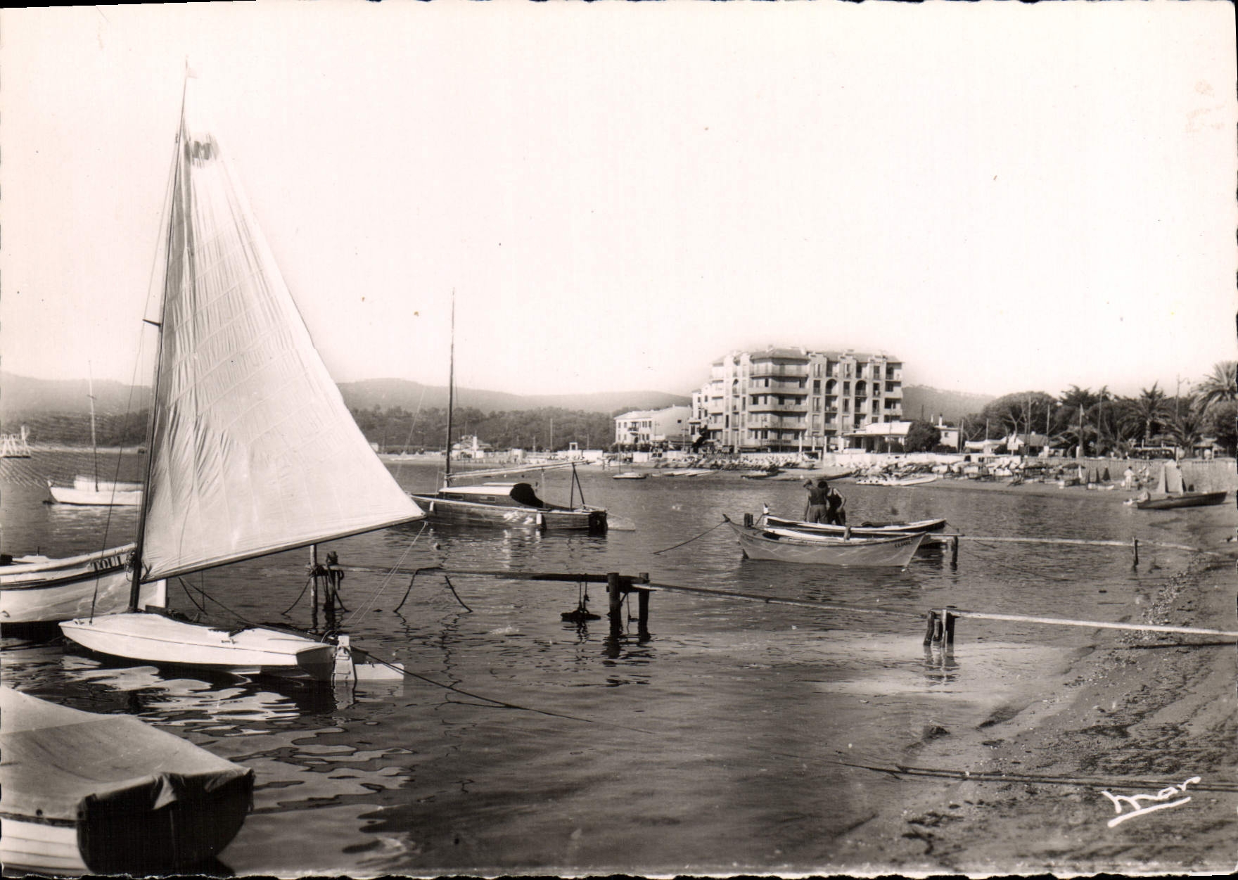 CPSM Le Lavandou Var La Plage 
