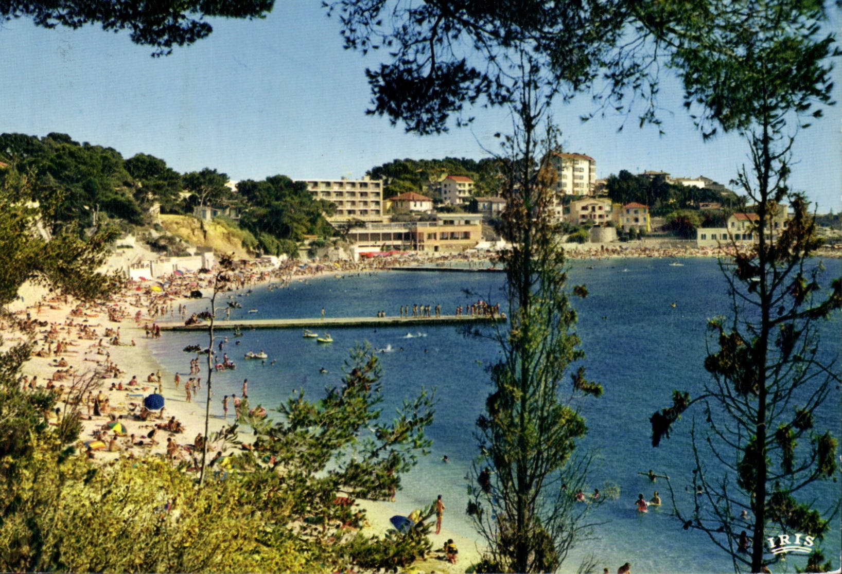 CPSM La Cote d'Azur Bandol Plage Rene Cros