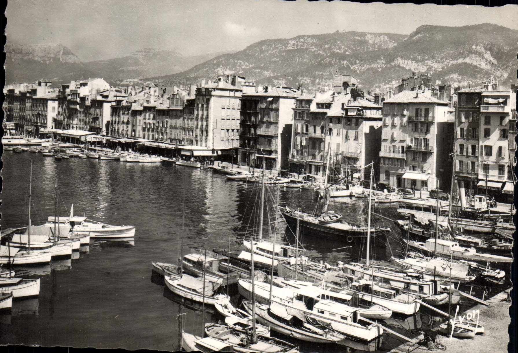 CPSM Toulon Var Le port 