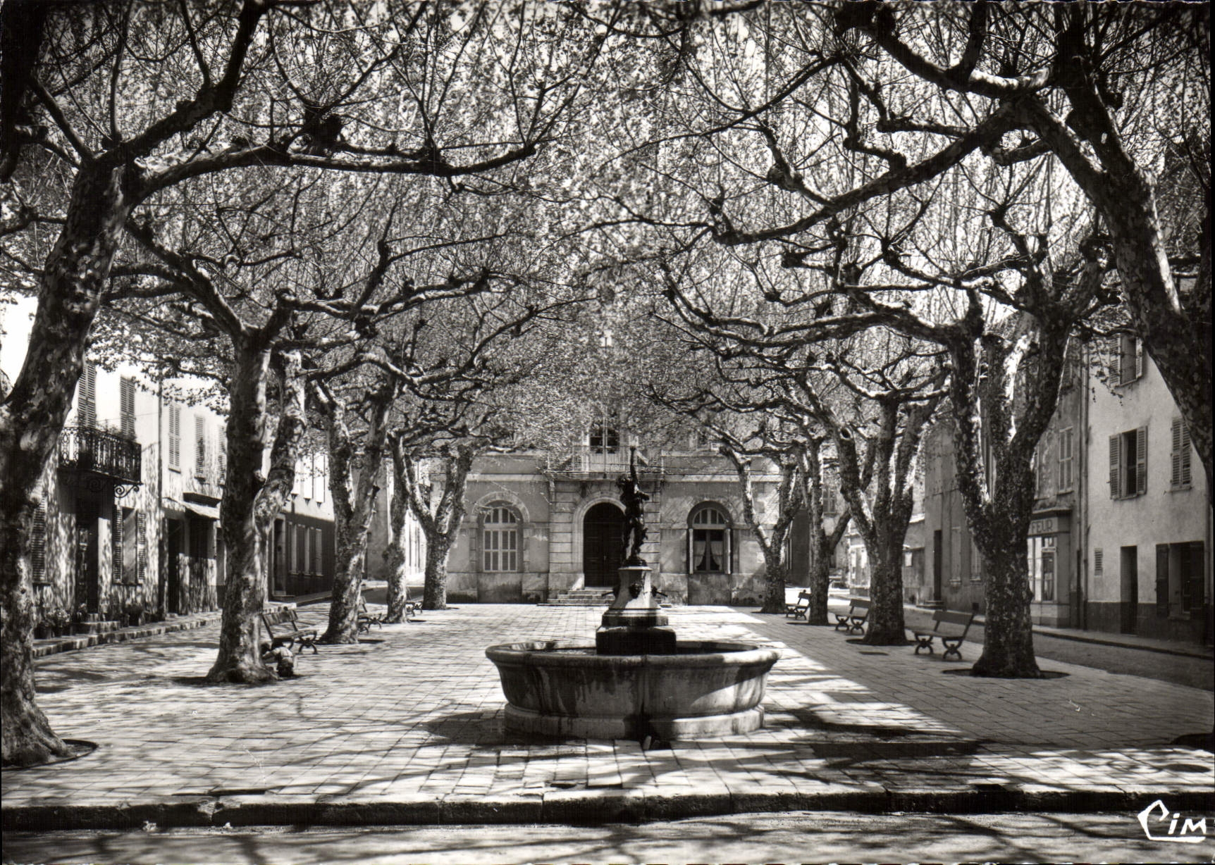 CPSM Massif des Maures Collobrieres Var Capitale des Maures Station Climatique Place de la Mairie et