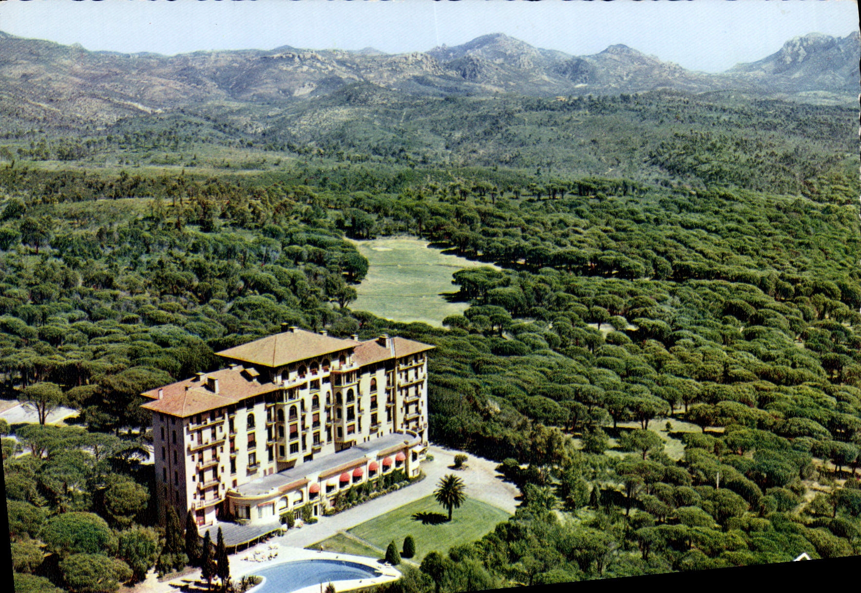 CPSM St Raphael Var Golf Hotel de Valescure