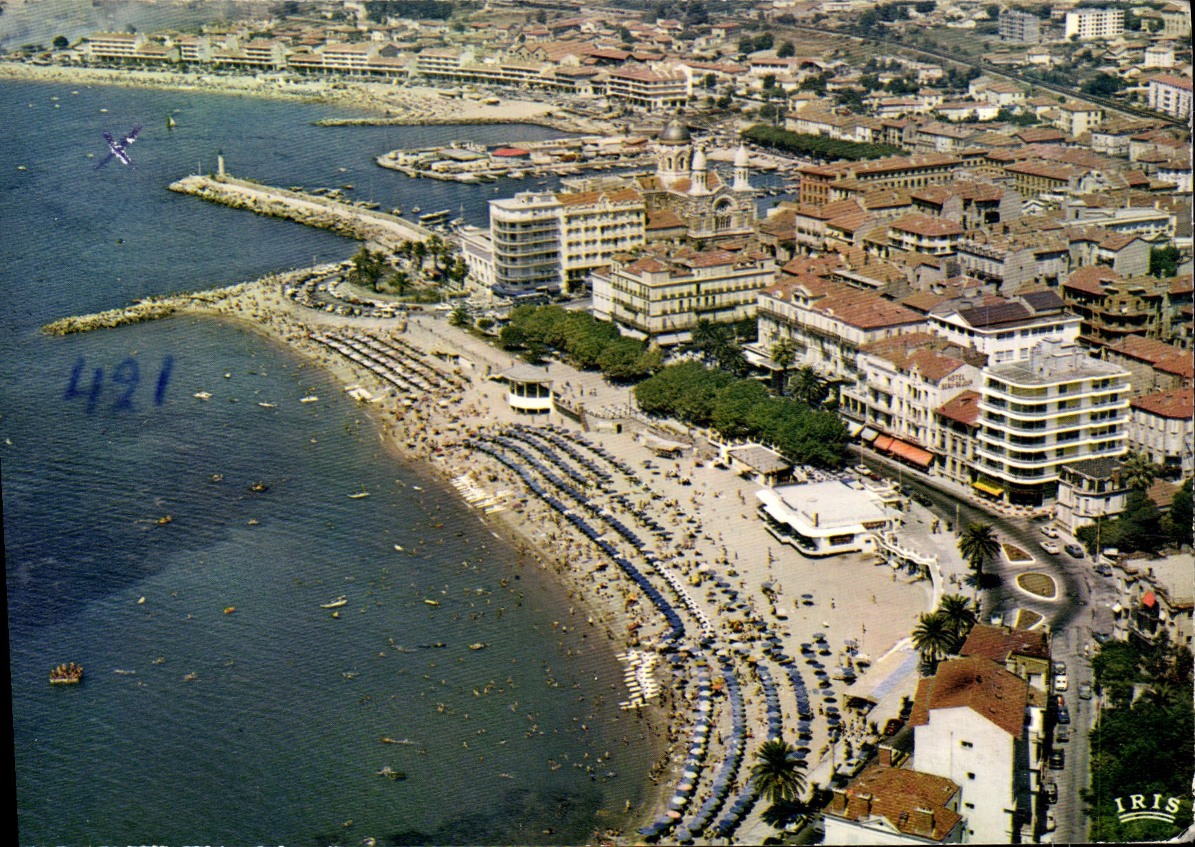 CPSM La Cote D'Azur St Raphael Var Vue generale