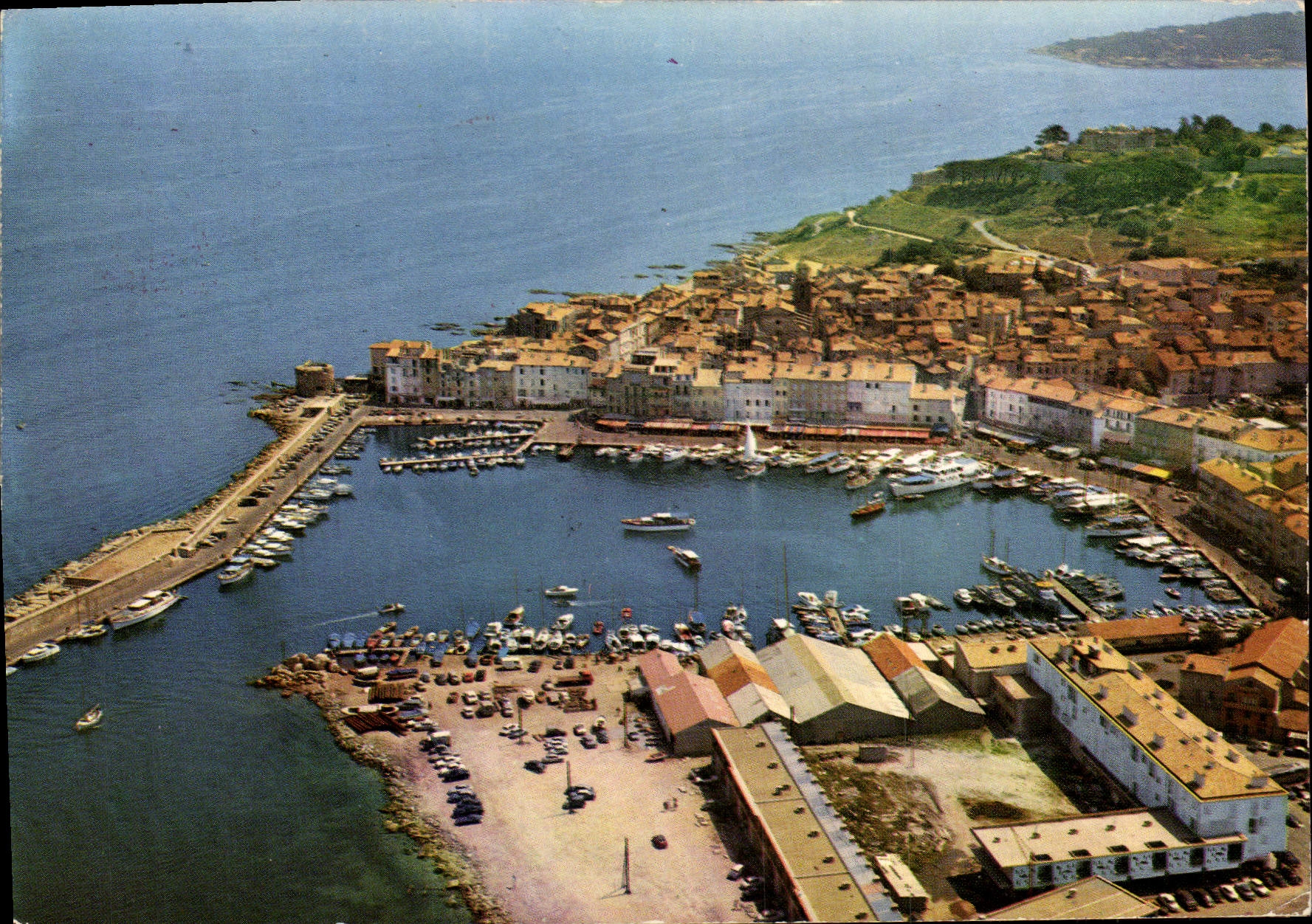 CPSM La Cote D'Azur St Tropez Var Vue aerienne sur le Port et la Ville
