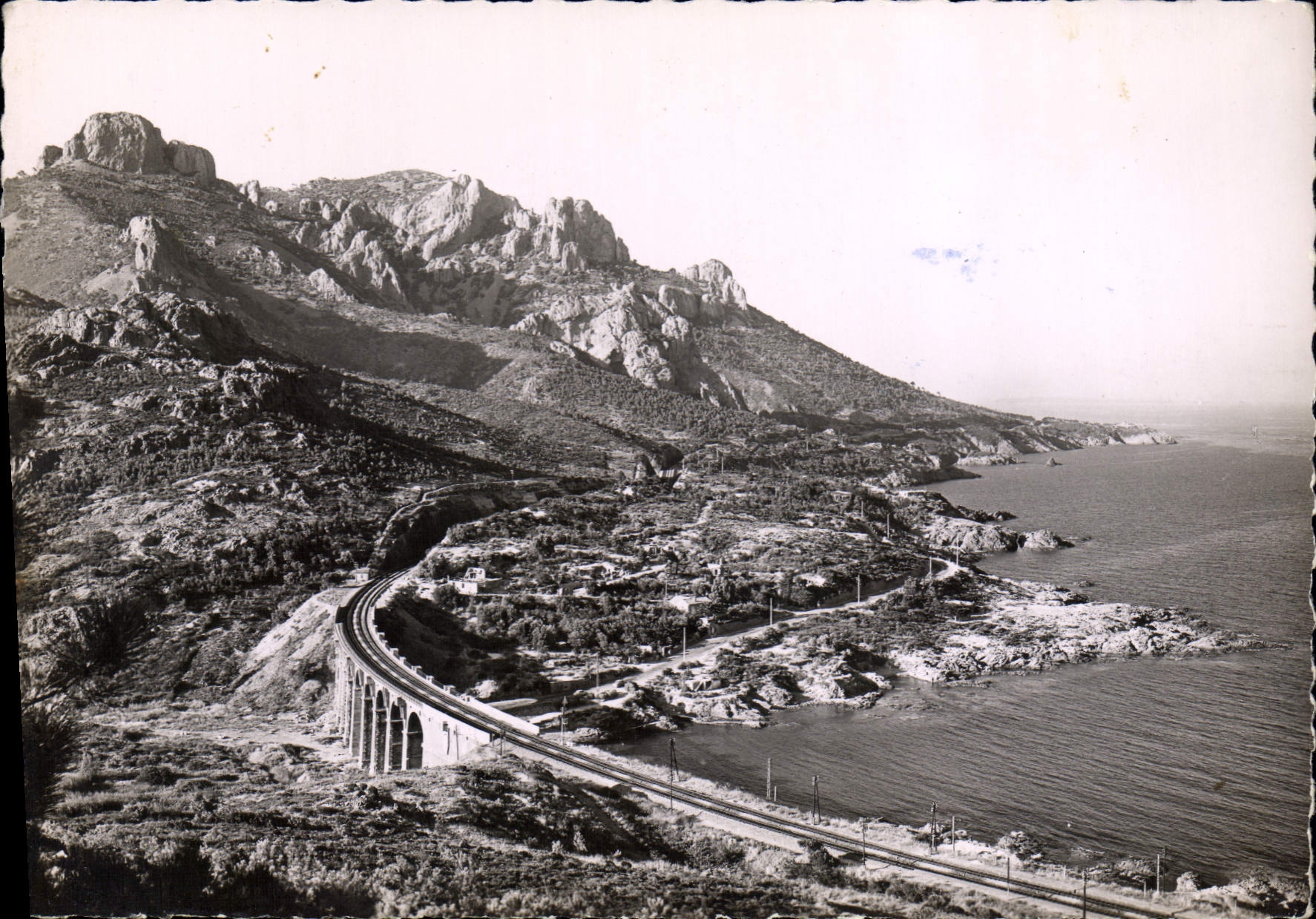 CPSM Antheor Le Viaduc l'Esterel et le Cap Roux