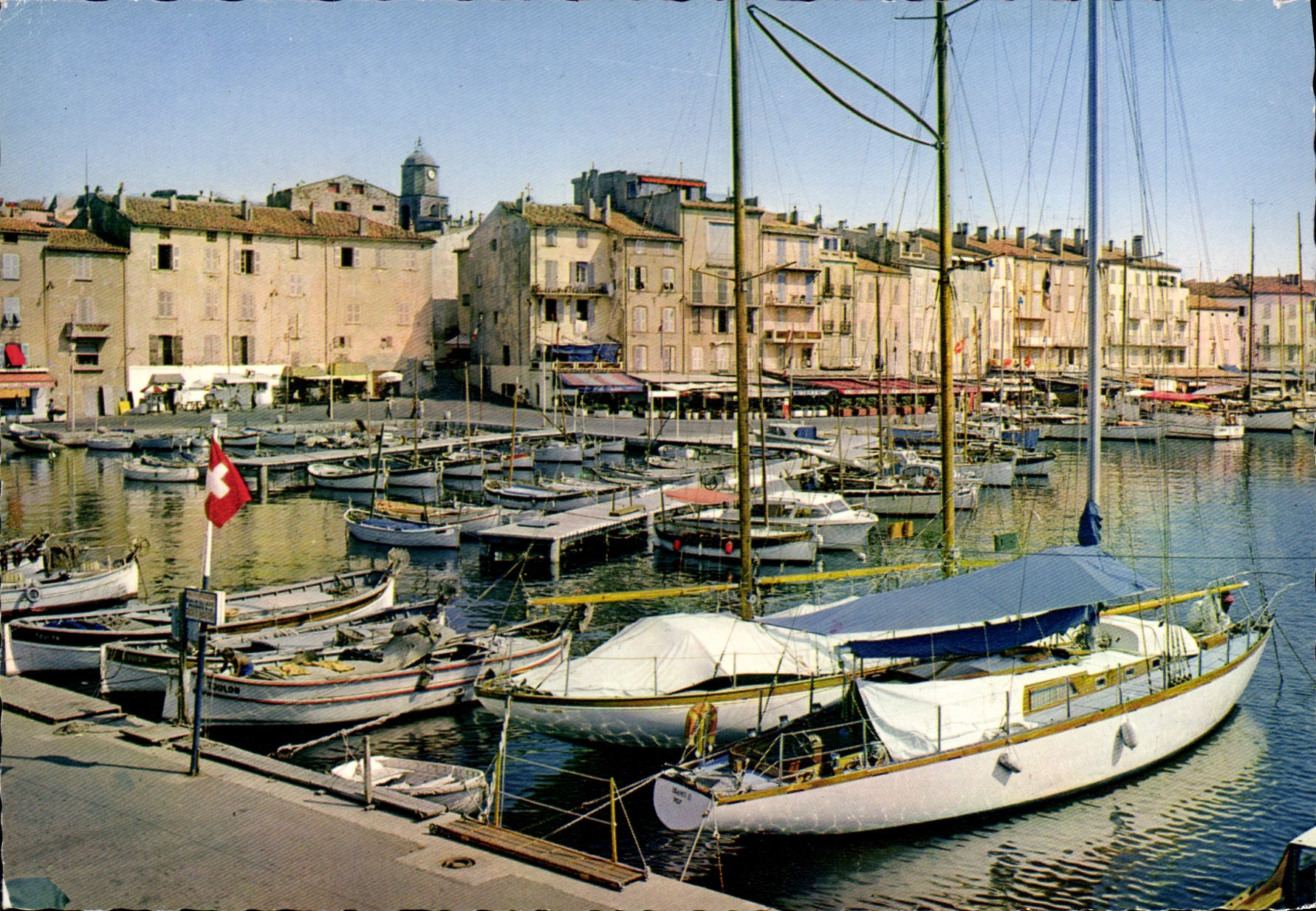 CPSM La Cote des Maures St Tropez Var Le Quai Jean Jaures vu de la Jelee