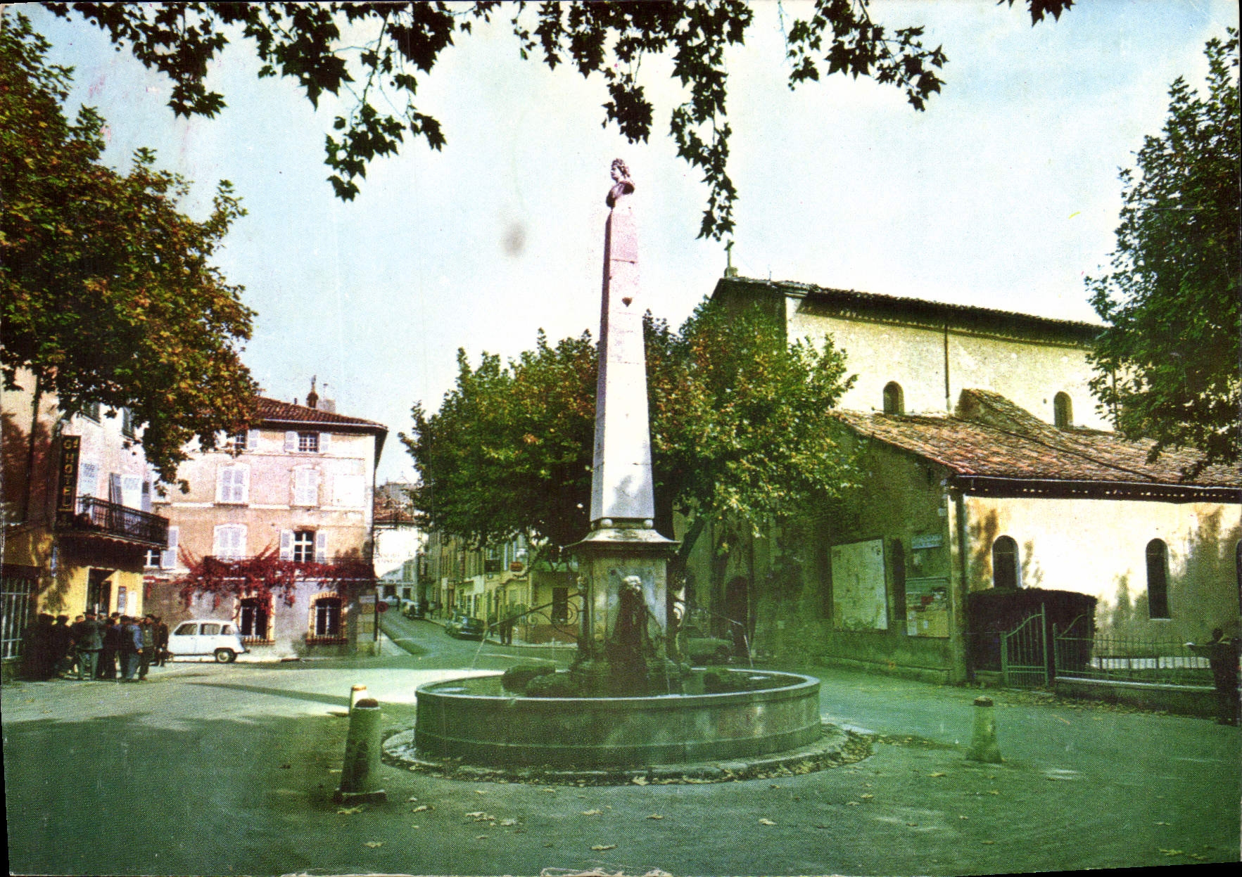 CPSM Aups Var Place de l'eglise 