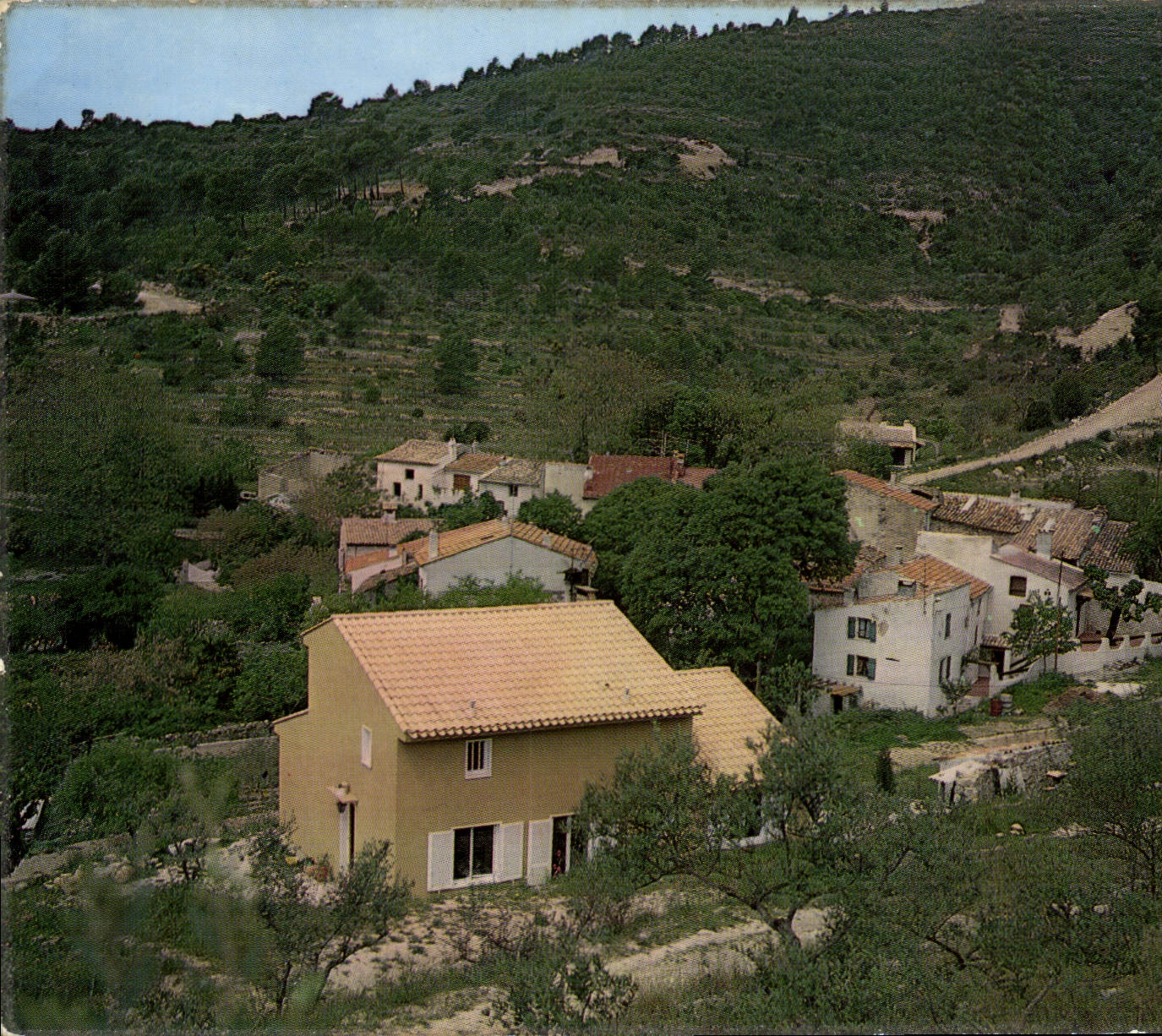 CPSM Cuers Le Hameau de Valcros 