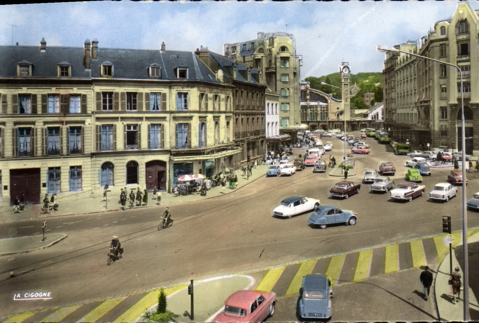 CPA Rouen Seine Maritime le quartier de la gare 