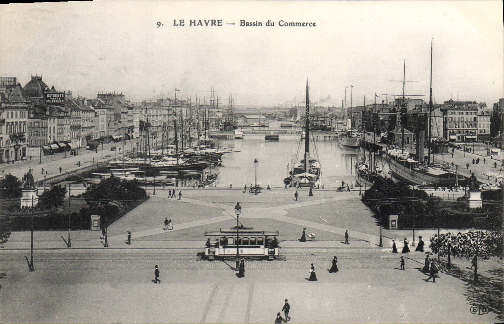 CPA Le Havre Bassin du commerce 