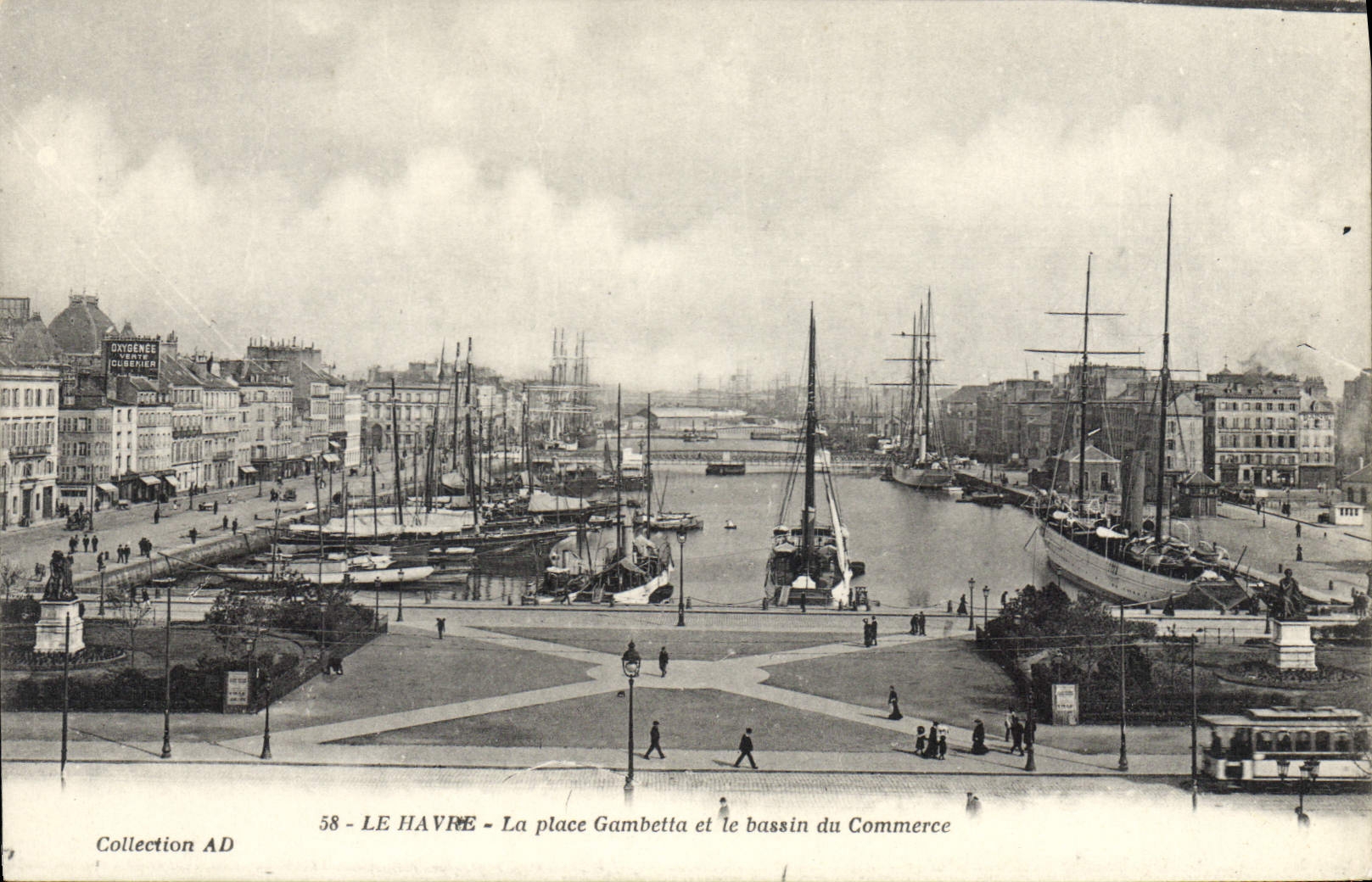 CPA le Havre la place gambetta et le bassin du commerce