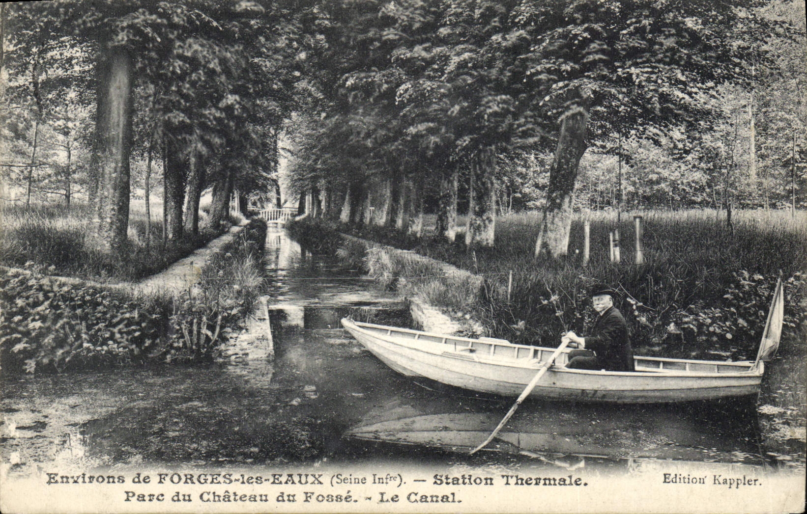 CPA Environs de Forges les Eaux Seine Inf Station Thermale parc du chateau du Fosse le Canal 