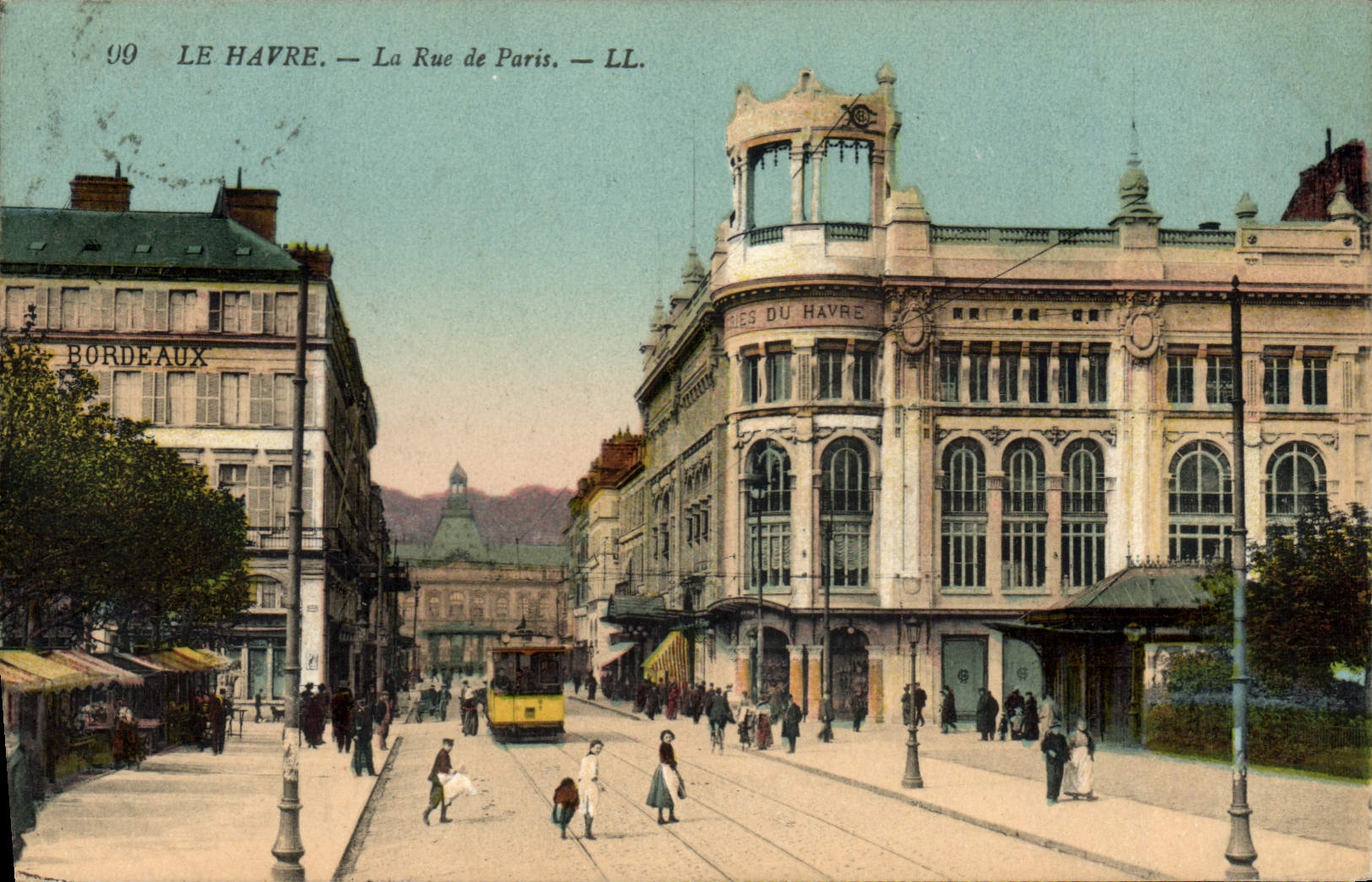 CPA Le Havre la rue de Paris 