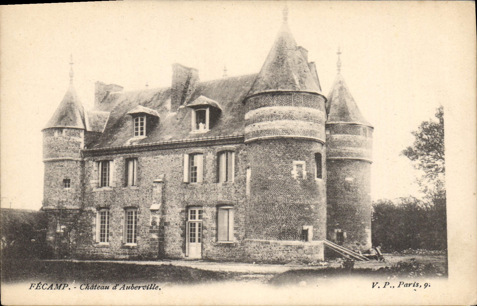 CPA Fecamp chateau d'Auberville 