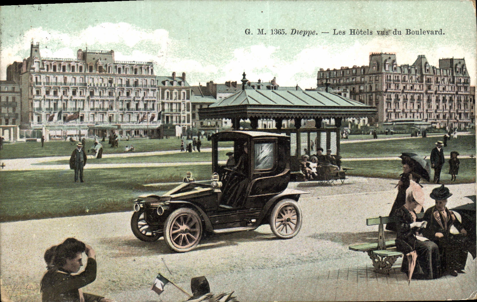 CPA Dieppe les hotels vue du boulevard 
