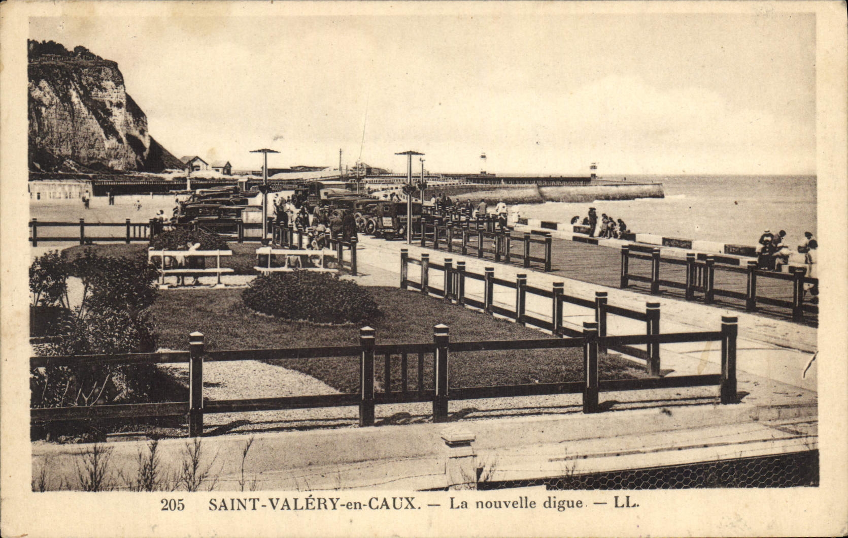 CPA Saint Valery en Caux La nouvelle digue