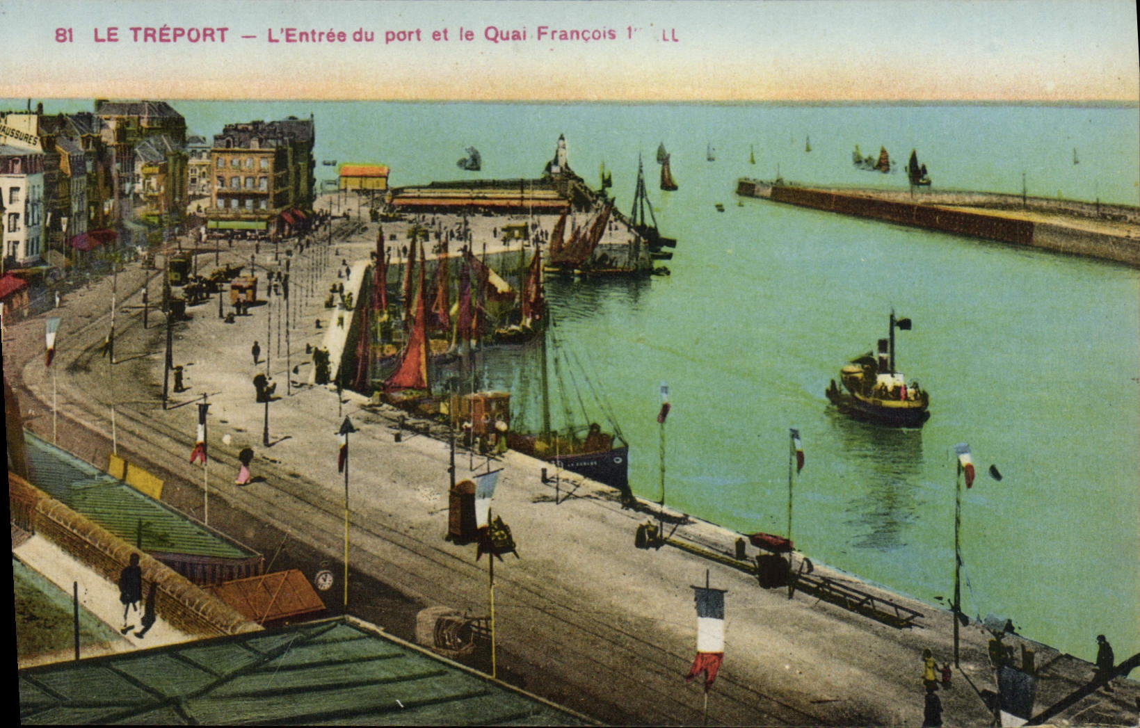CPA Le Treport l'Entree du port et la Quai Francois I 