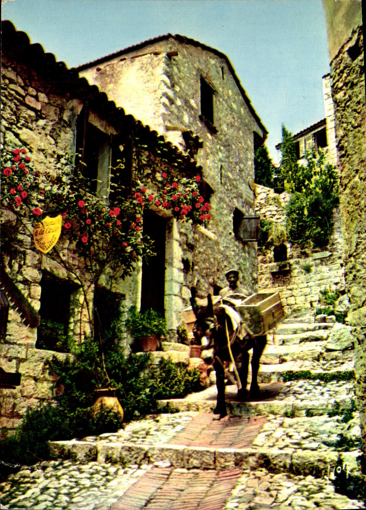 CPA Couleurs et Lumiere de France La Cote d'Azur miracle de la nature EZE Alpes Manitimes Village