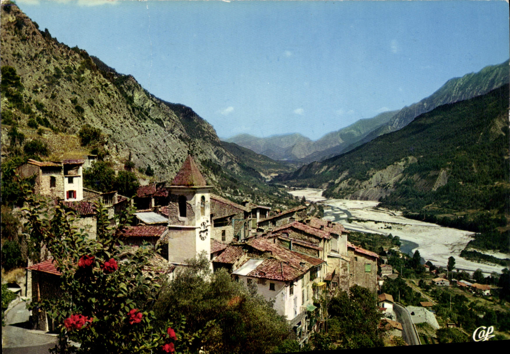 CPA Touet sur Var A M Vue generale et le Var