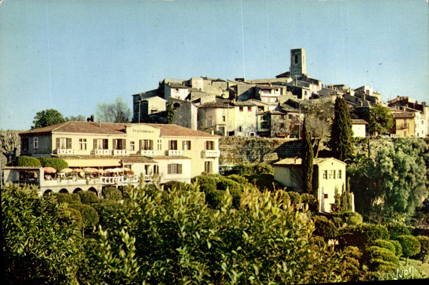 CPA Couleurs et Lumiere de France La Cote d'Azur miracle de la nature Saint paul de Vence A M Vue ge
