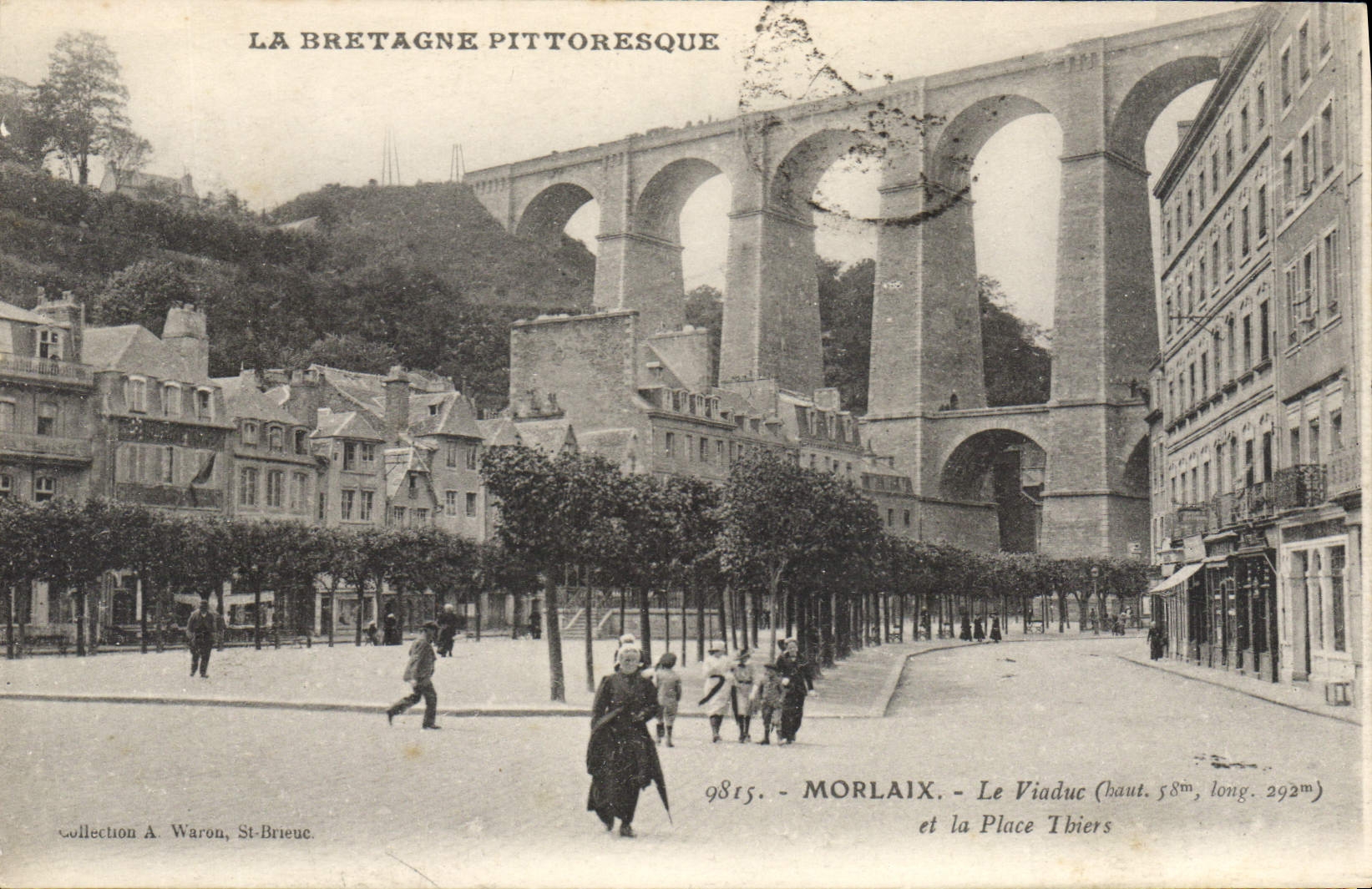 CPA La Bretagne Pittoresque Morlaix Le Viaduc place Thiers