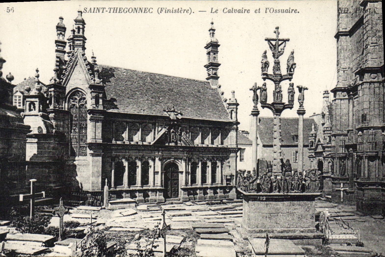 CPA St Thegonnec Finistere Le Calvaire et l'Ossuaire