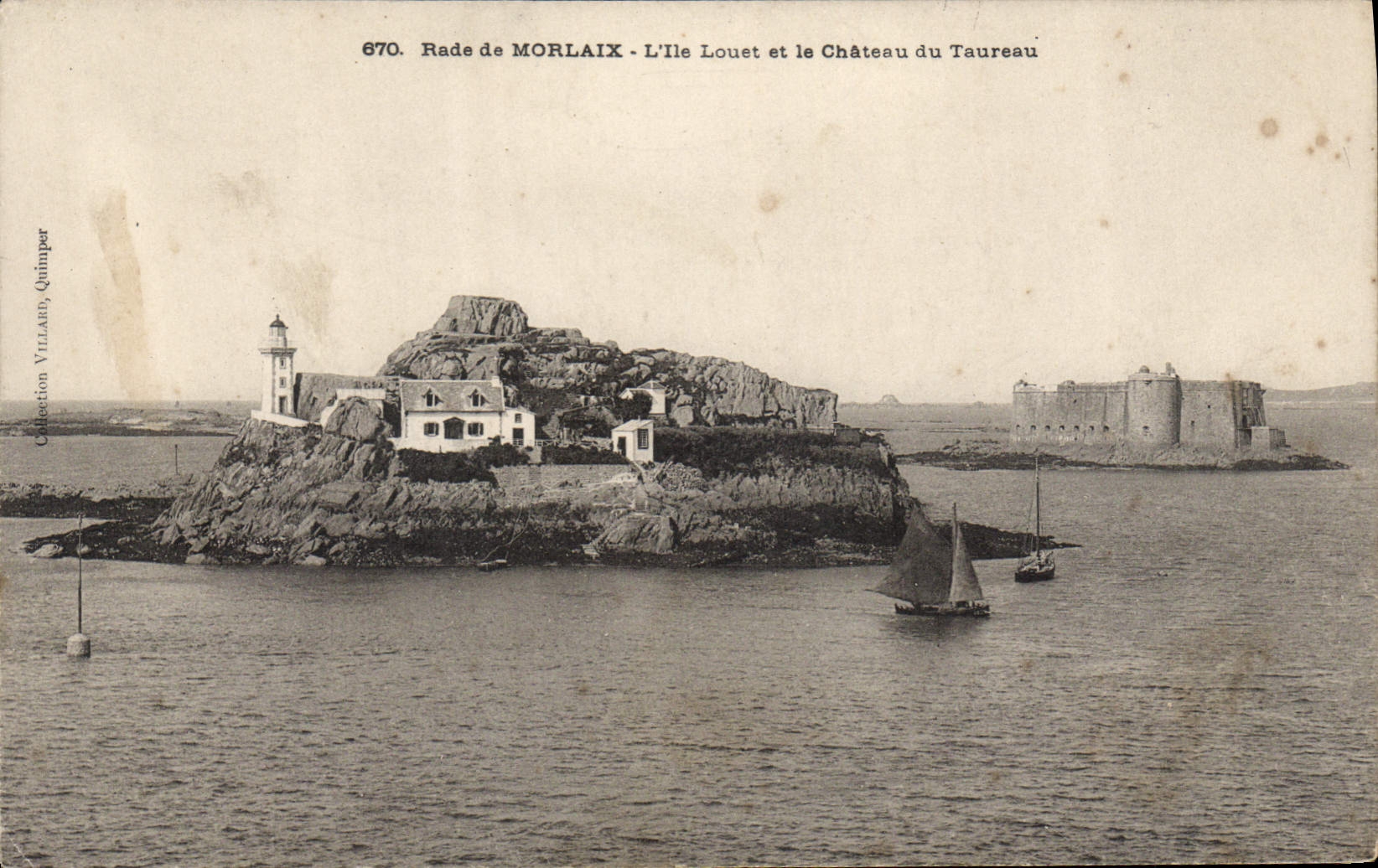 CPA Rade de Morlaix l'Ile et le chateau du Taureau
