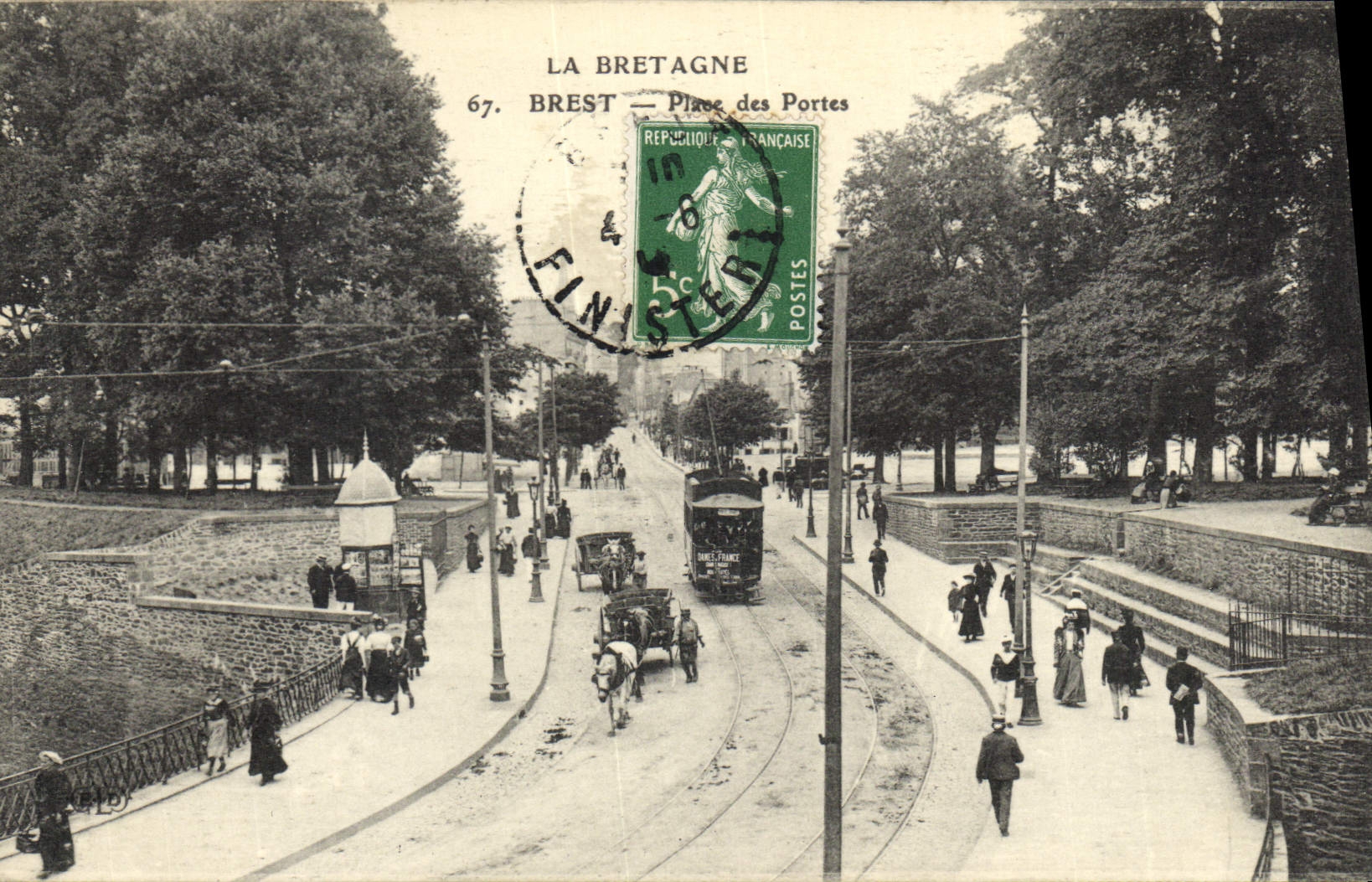 CPA La Bretagne Brest Place des portes 