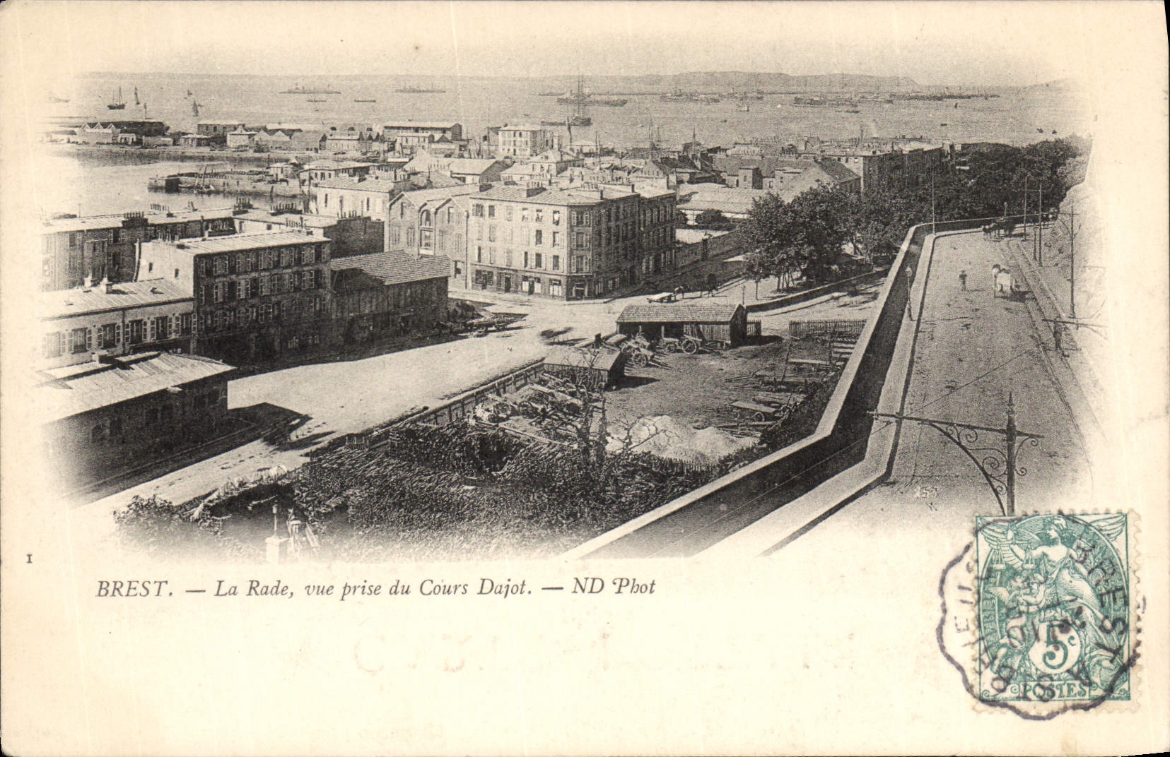 CPA Brest la Rade vue prise du Cours Dajot 
