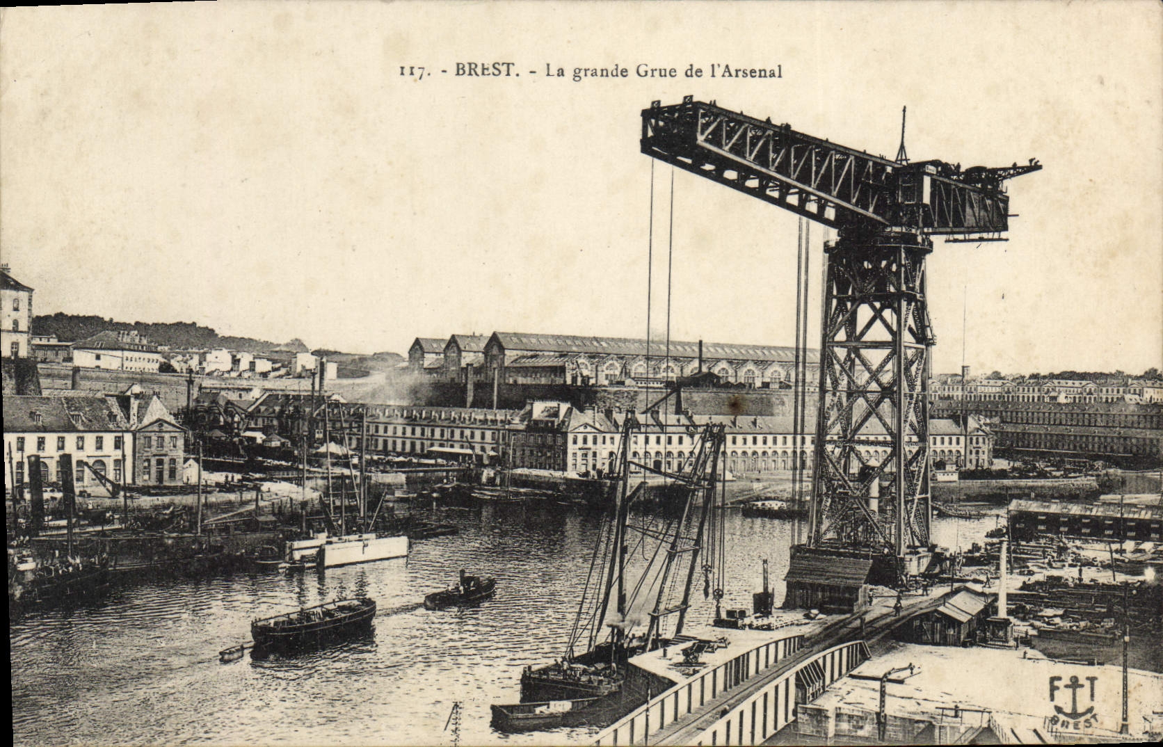 CPA Brest la grande Grue de l'Arsenal 